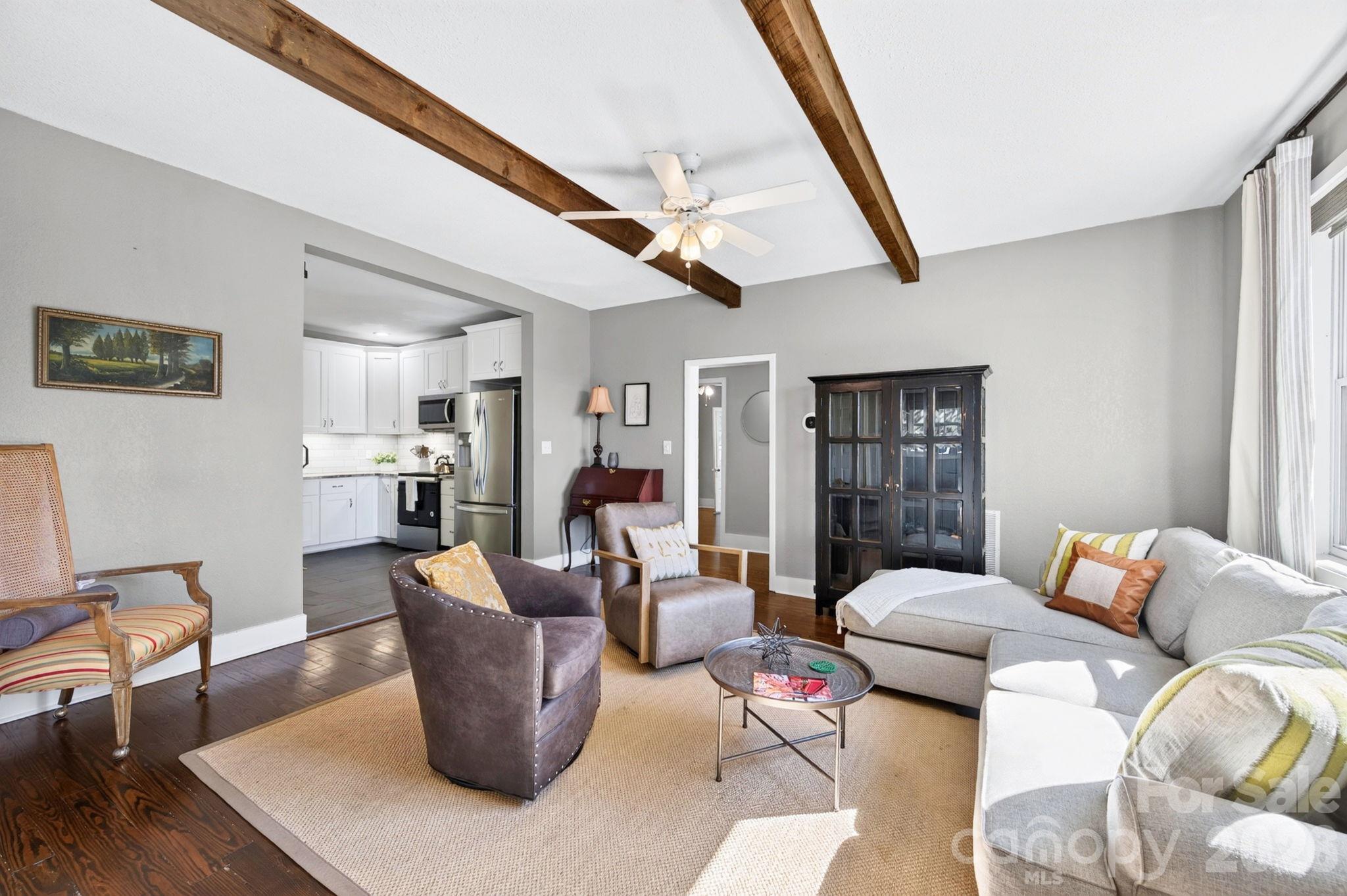 2 Skyview Place Property Photo 6