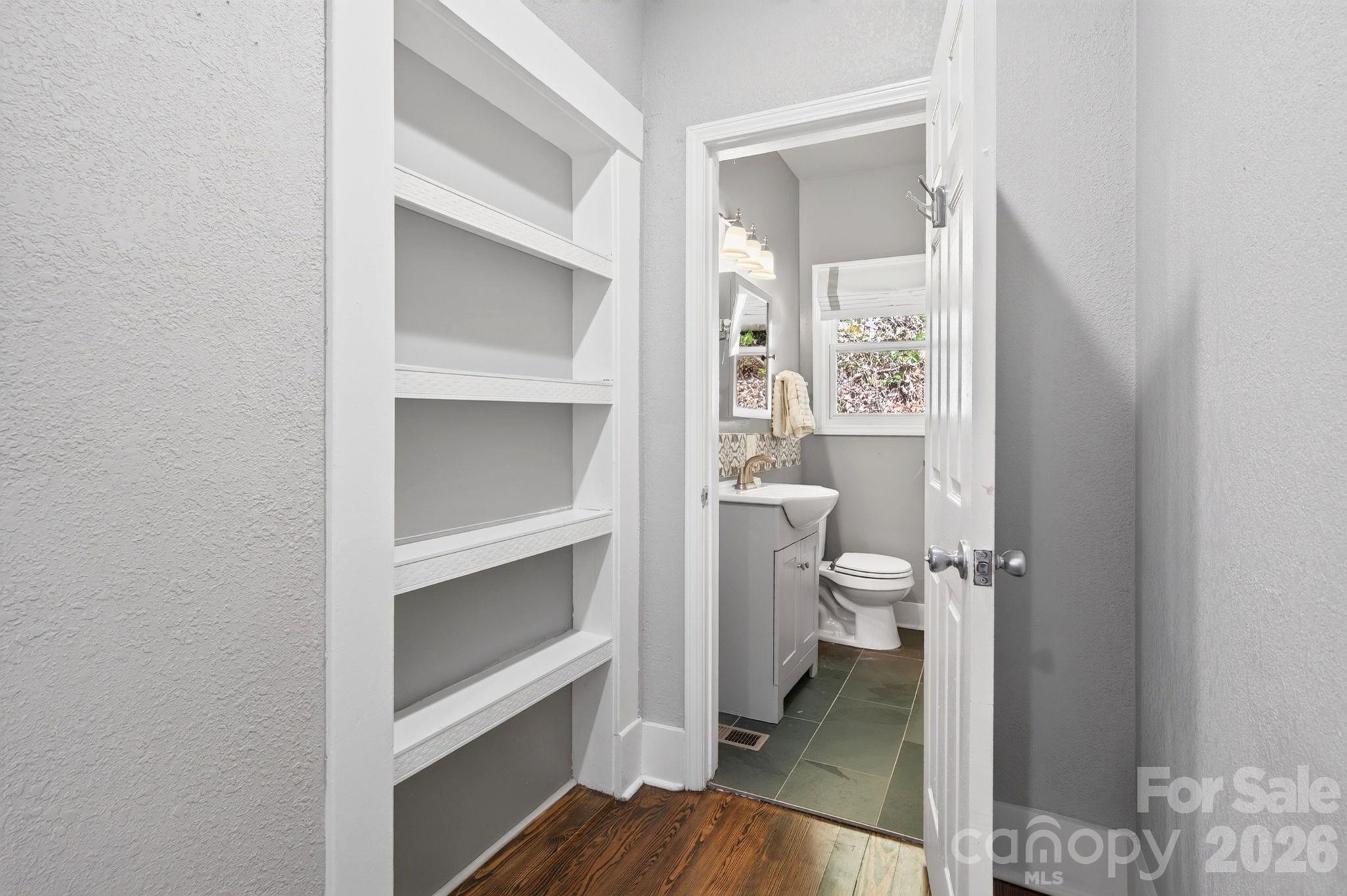 2 Skyview Place Property Photo 24