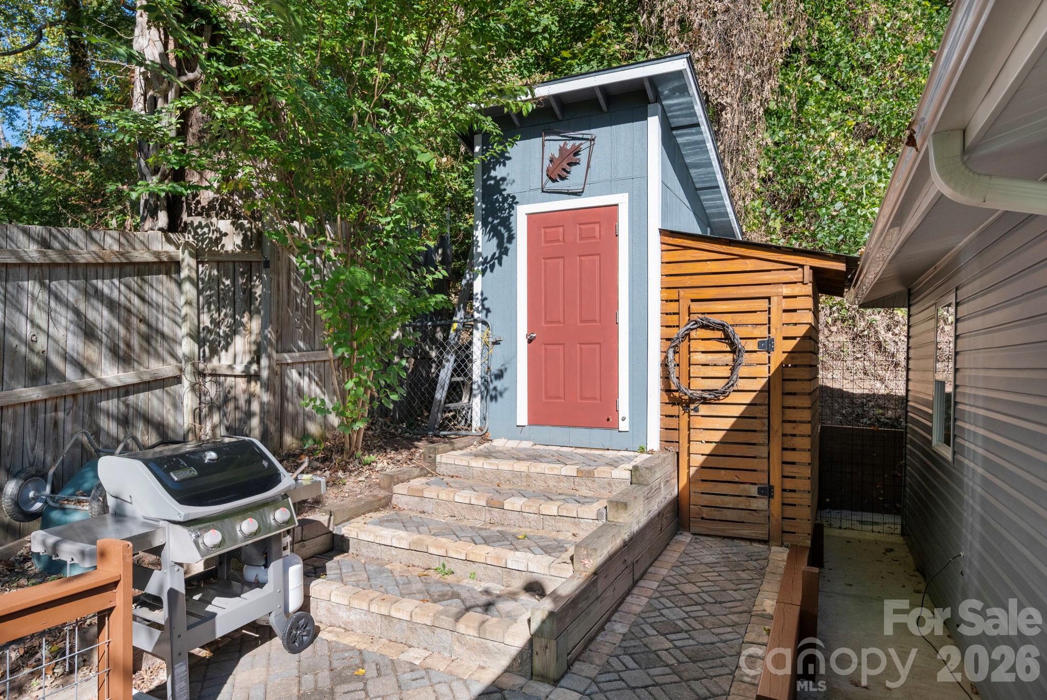 2 Skyview Place Property Photo 28