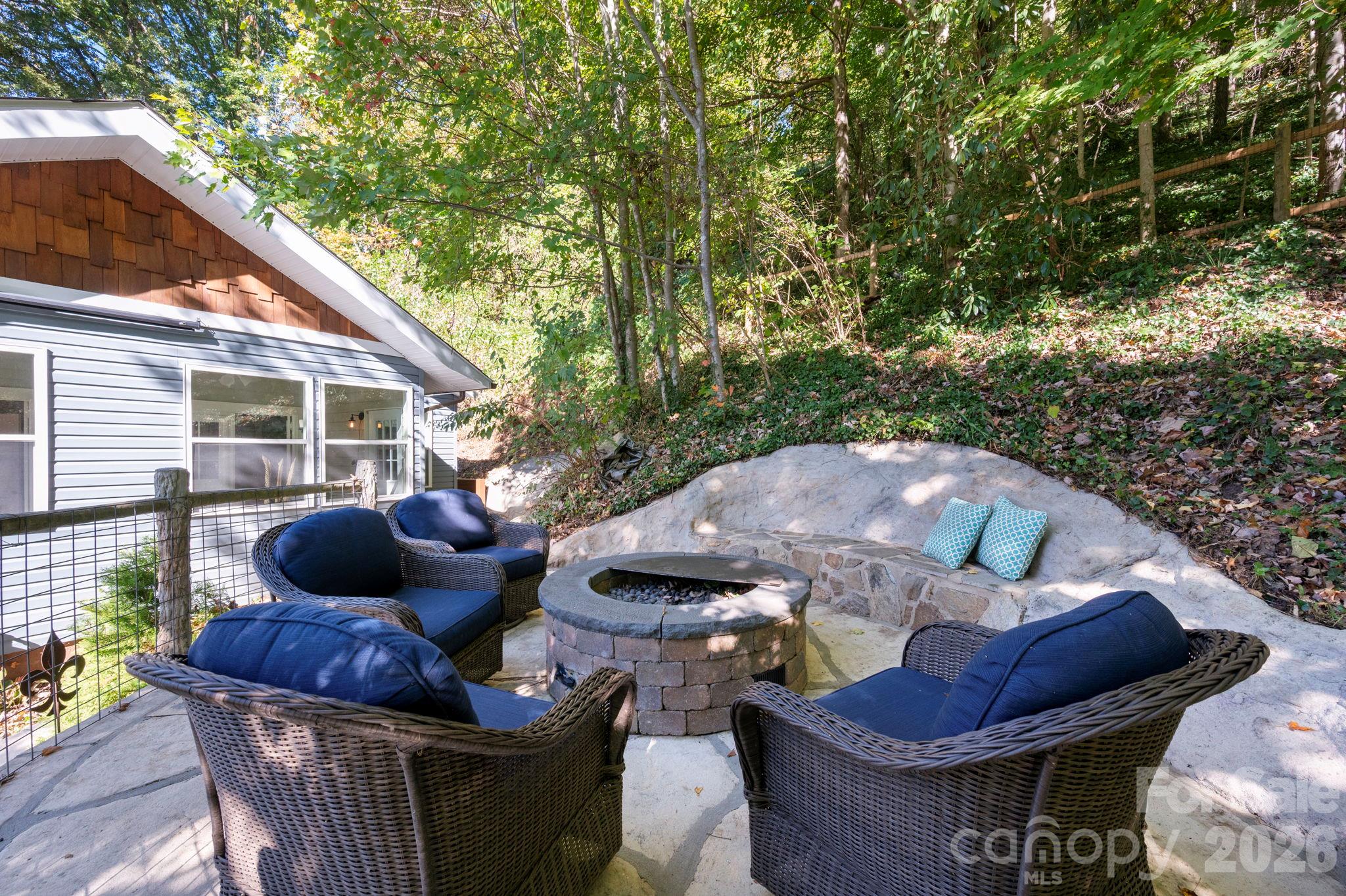 2 Skyview Place Property Photo 33