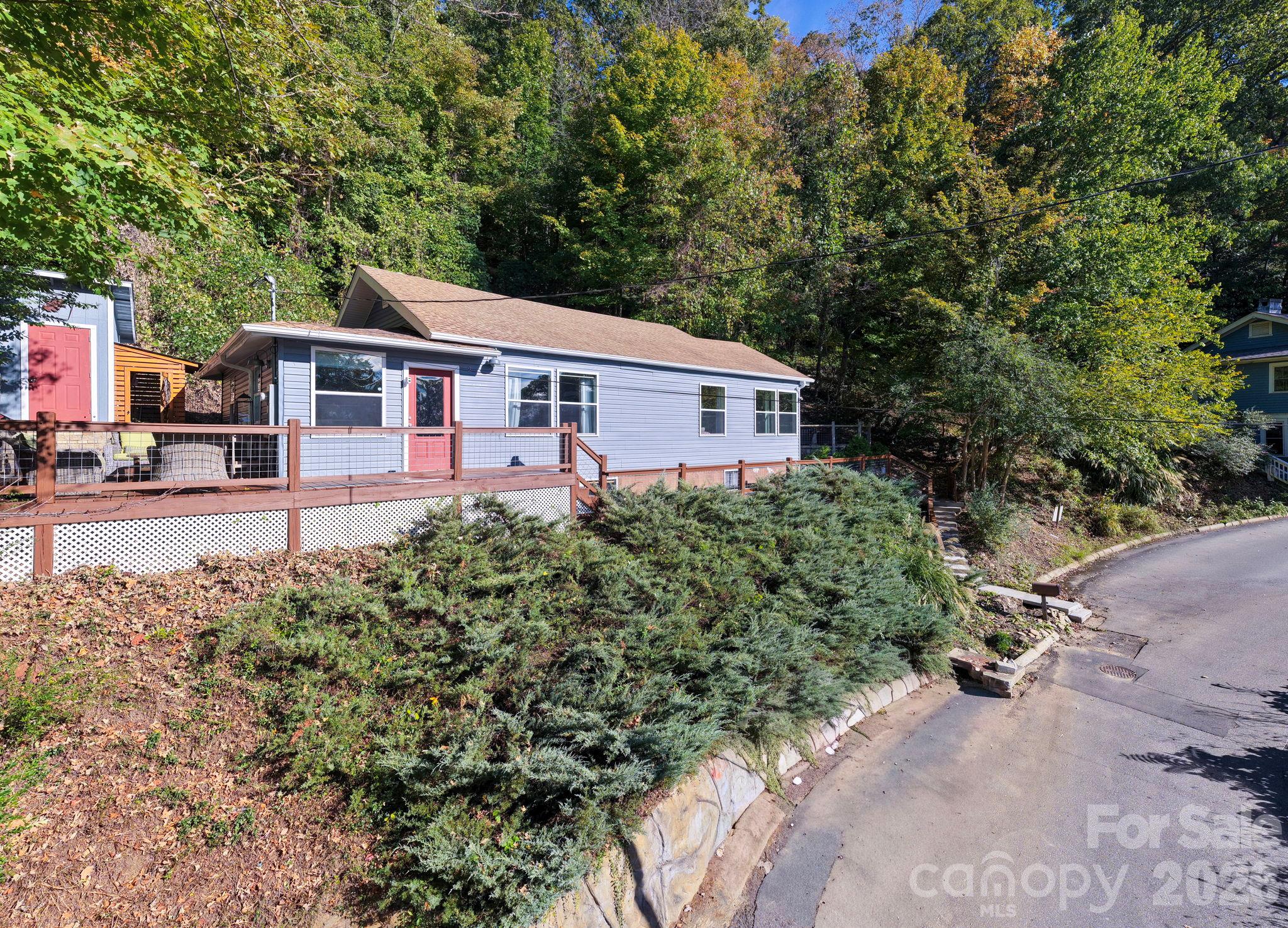 2 Skyview Place Property Photo 36