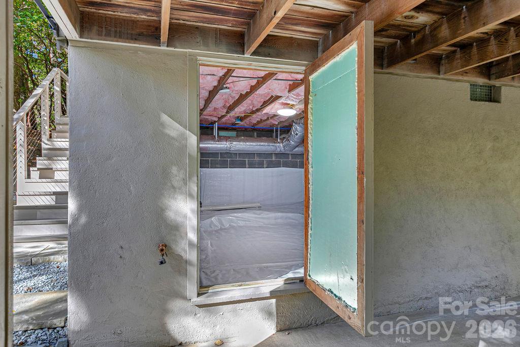 1152 Soquili Drive Property Photo 34