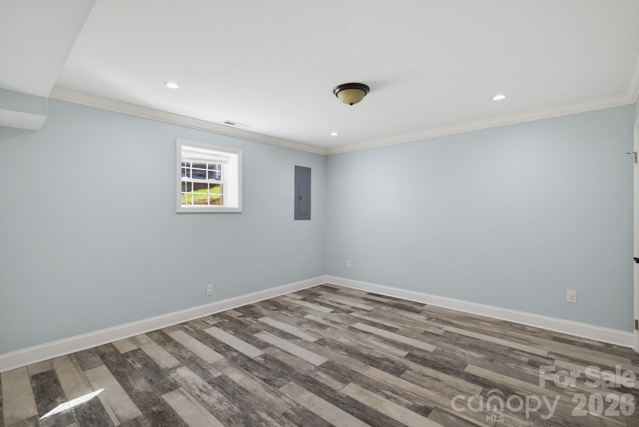 337 E Rhyne Avenue Property Photo 22
