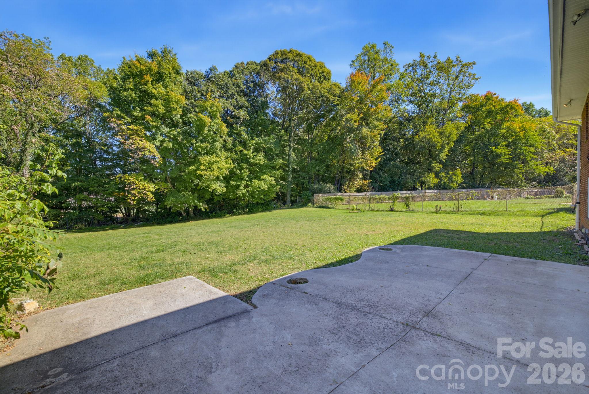337 E Rhyne Avenue Property Photo 29