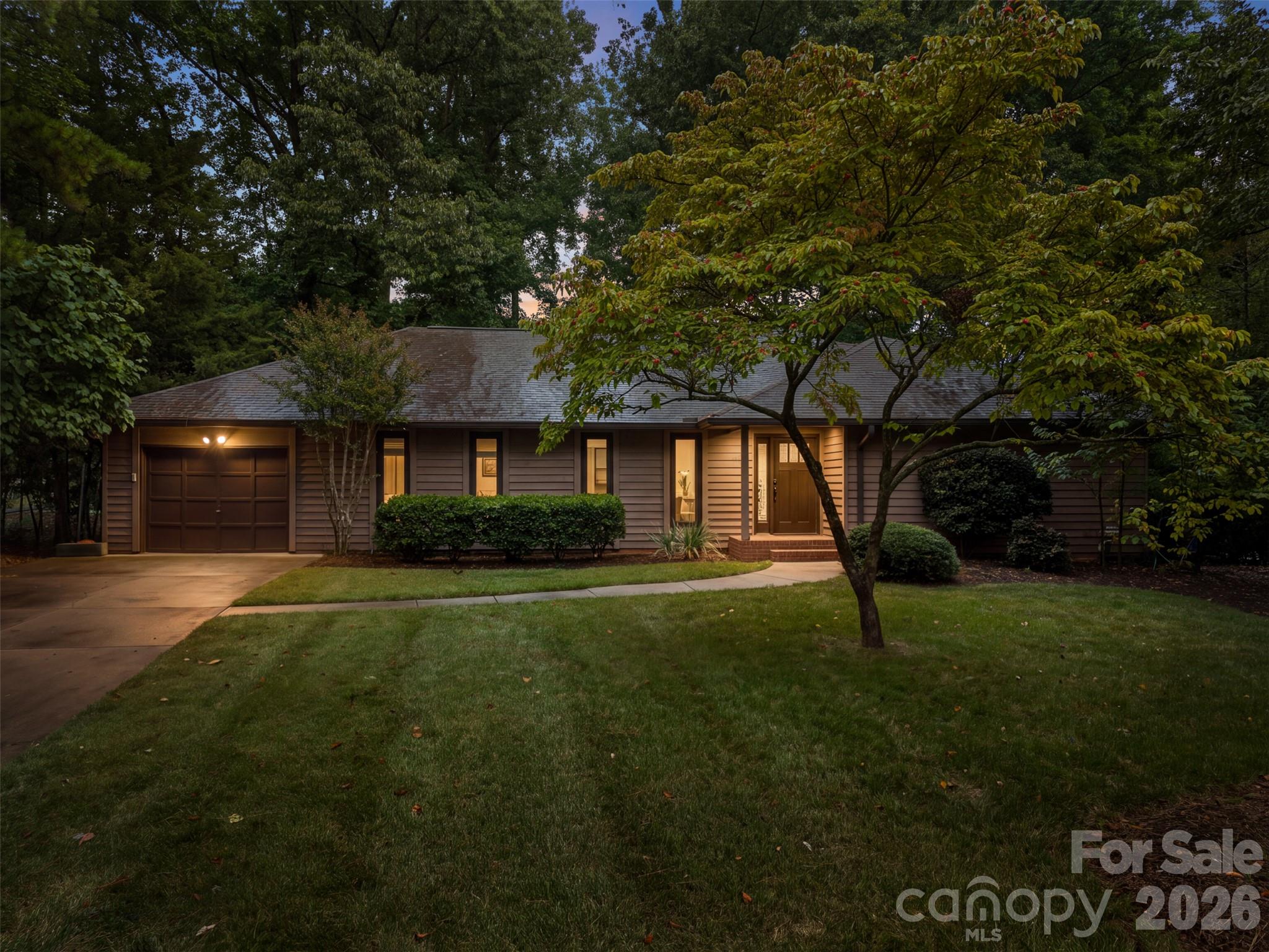 6 Catawba Ridge Court Property Photo 1