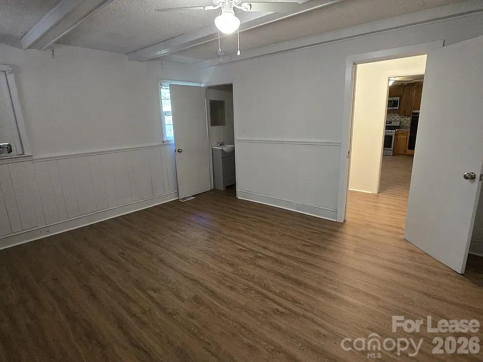 1444 Harris Street Property Photo 7