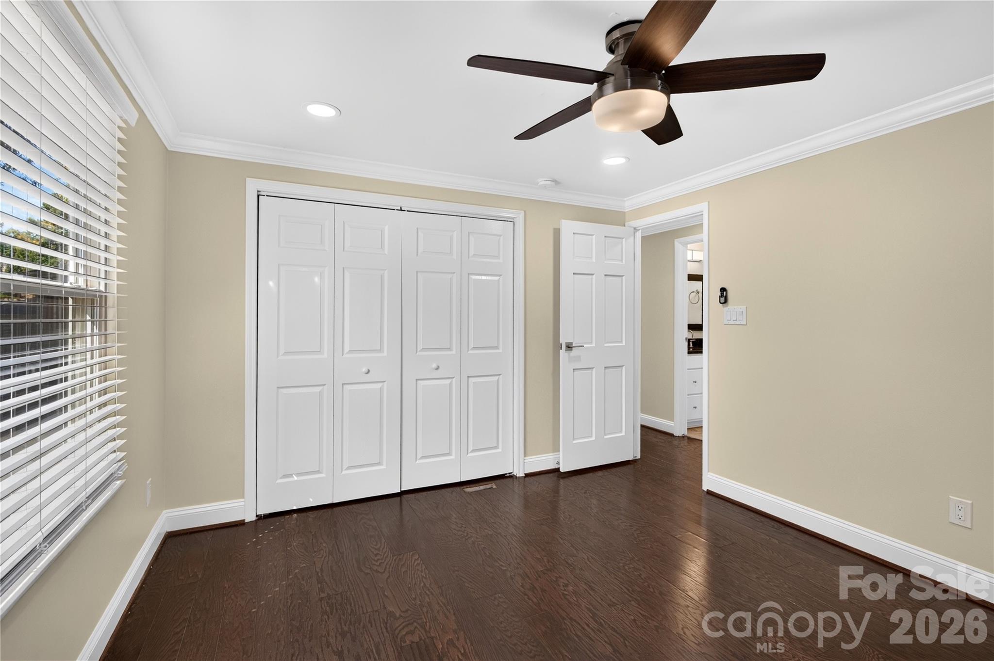 5011 Forest Mountain Court Property Photo 7