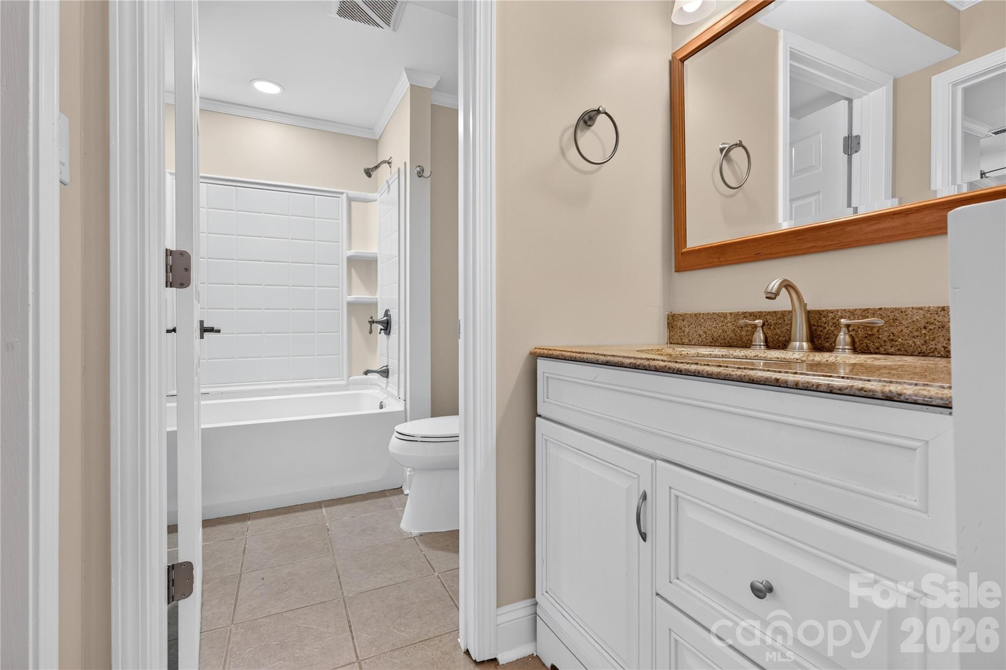 5011 Forest Mountain Court Property Photo 13