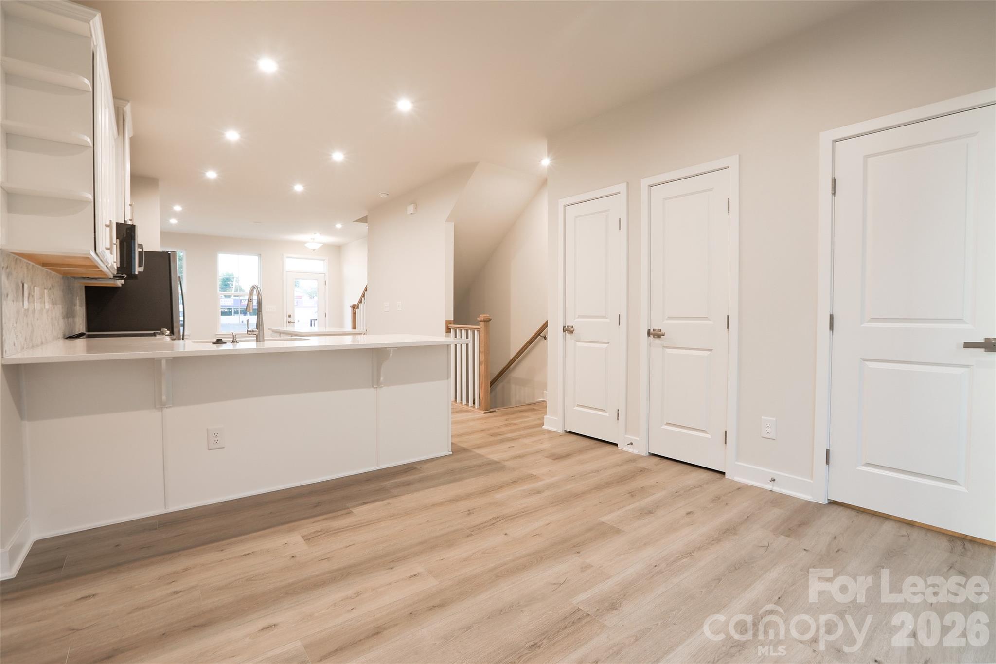 1015 Simcoe Lane Property Photo 11