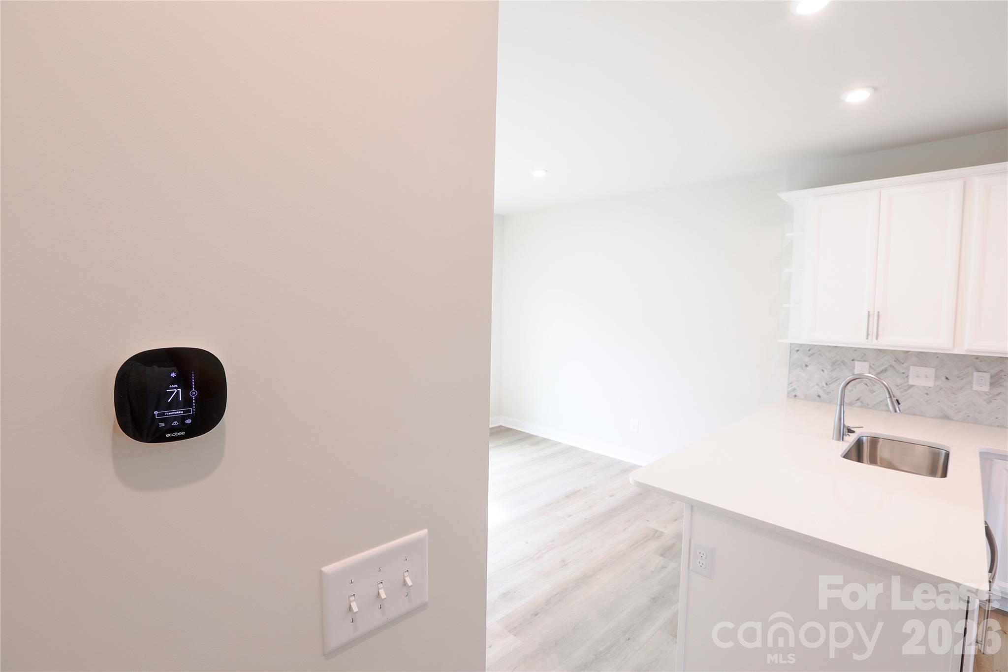 1015 Simcoe Lane Property Photo 12