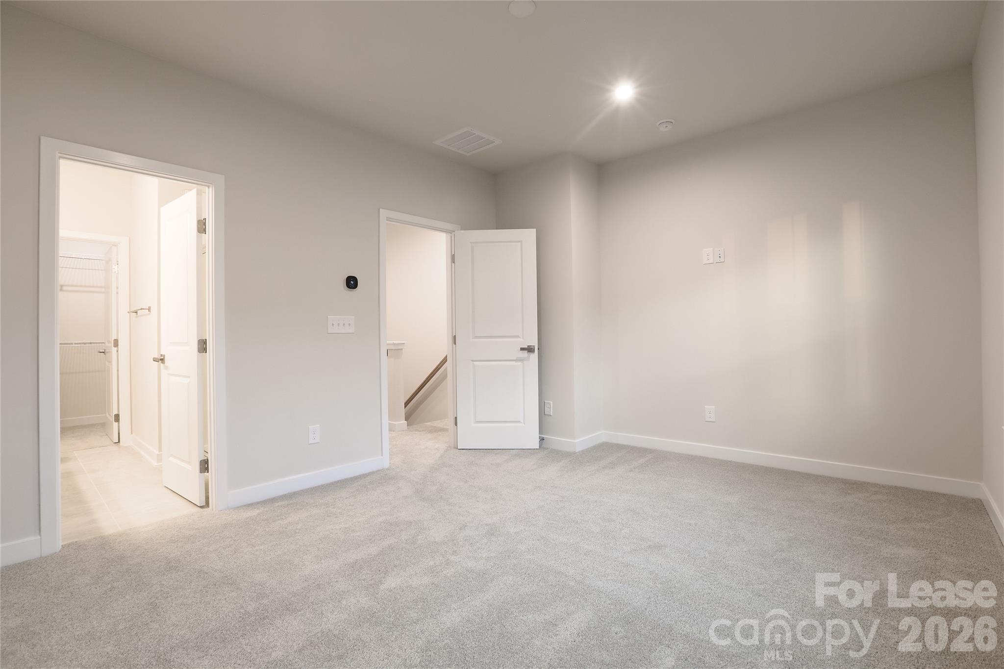 1015 Simcoe Lane Property Photo 14