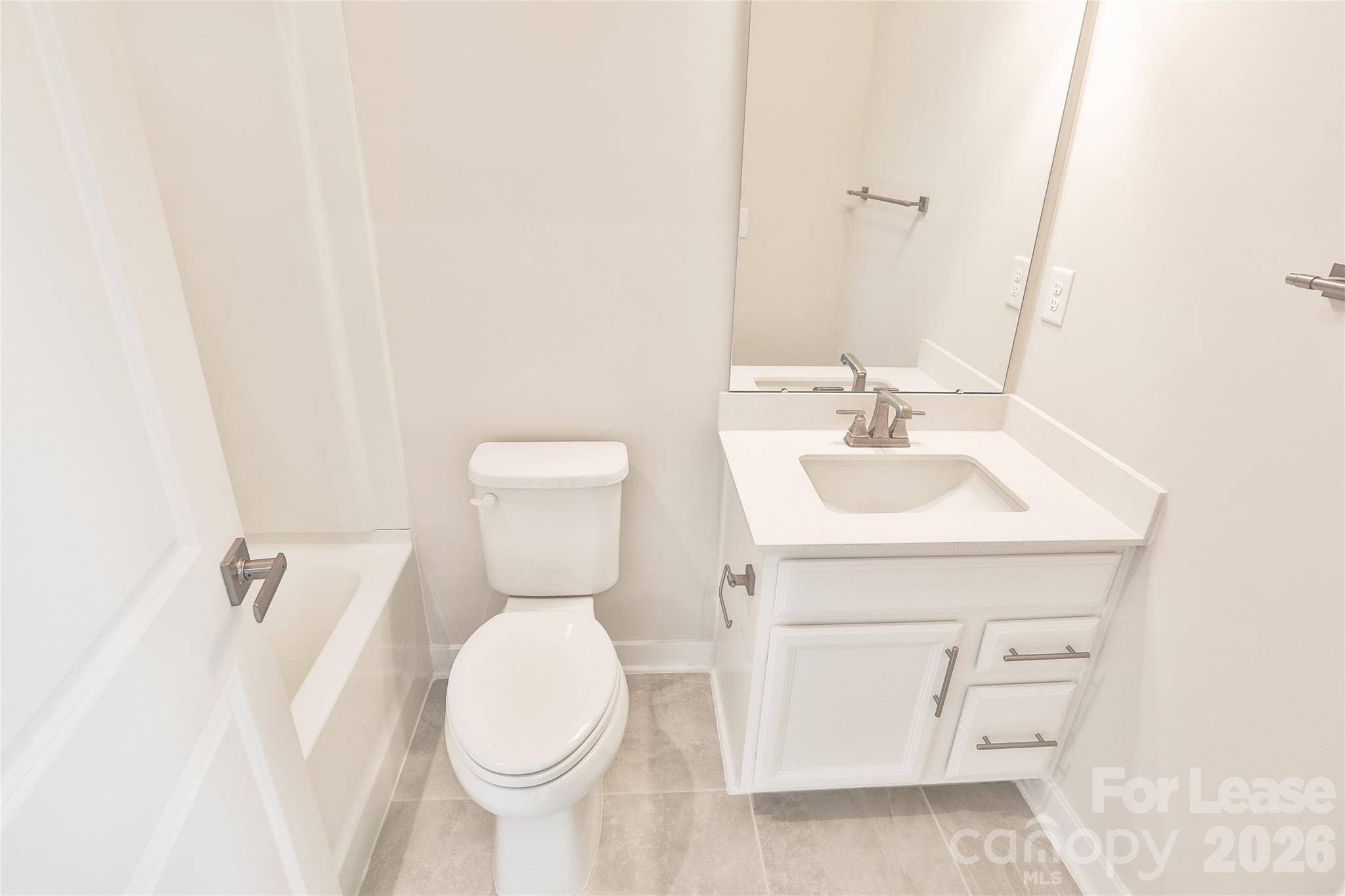 1015 Simcoe Lane Property Photo 24