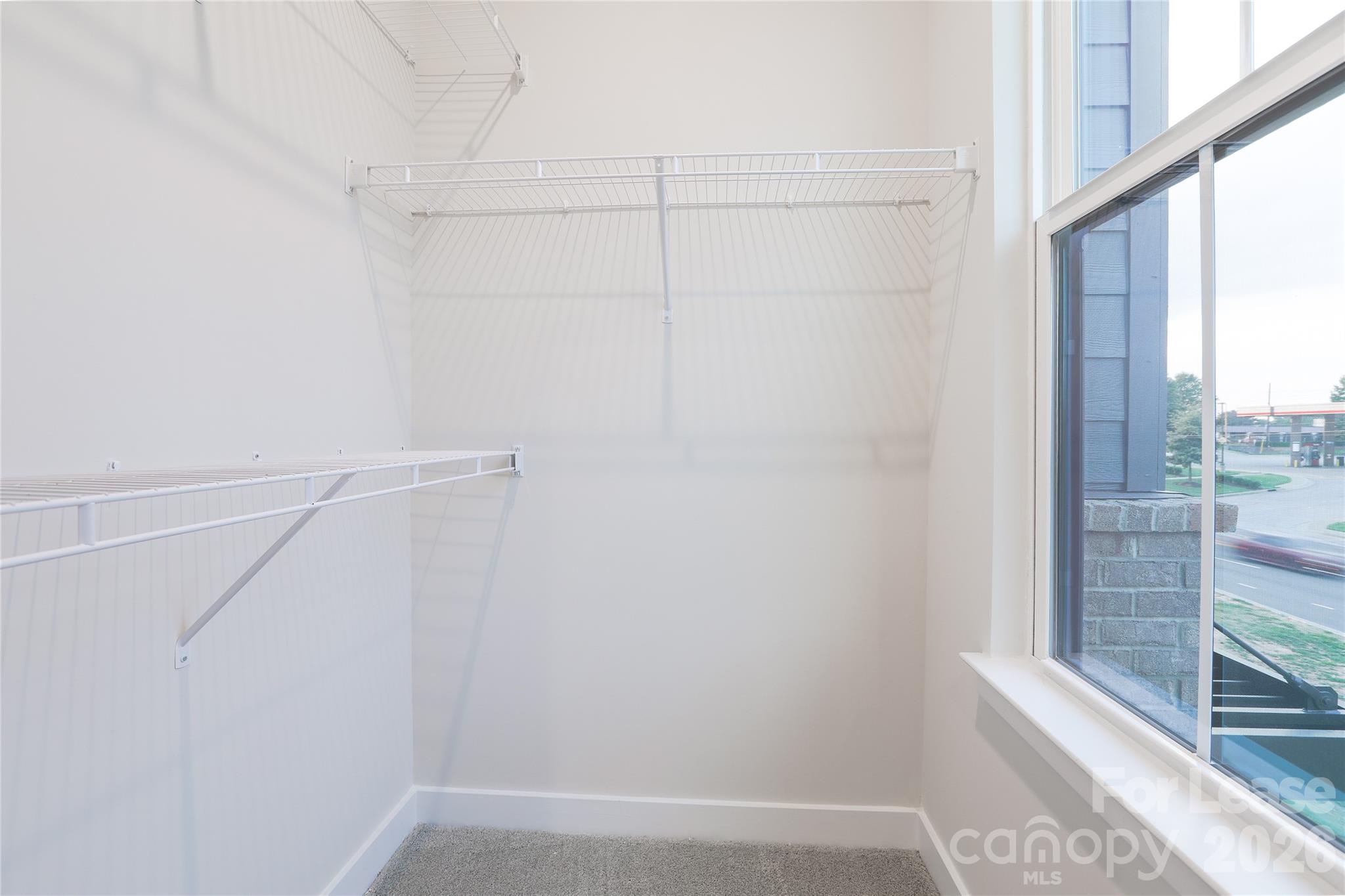 1015 Simcoe Lane Property Photo 26