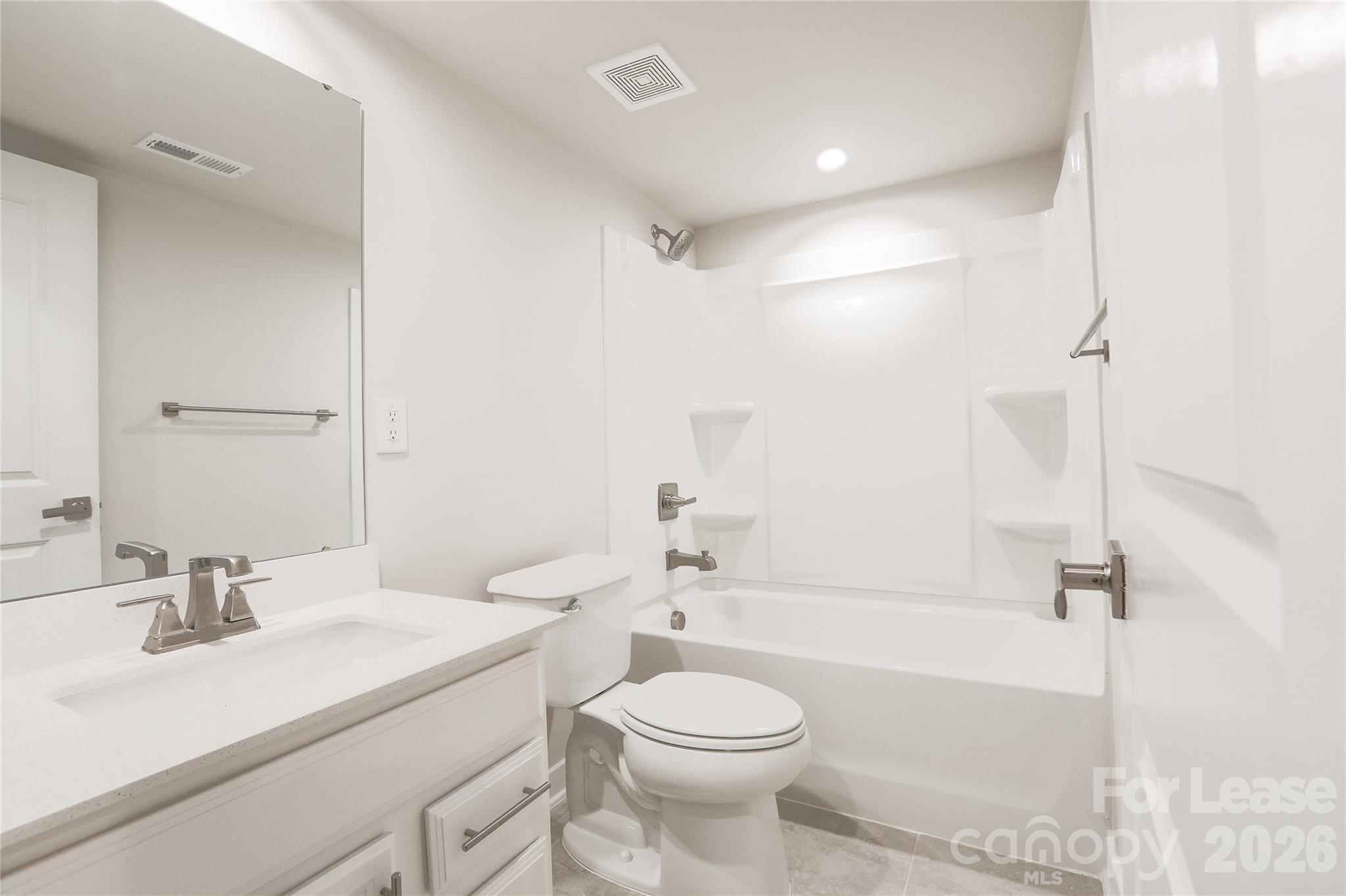 1015 Simcoe Lane Property Photo 33