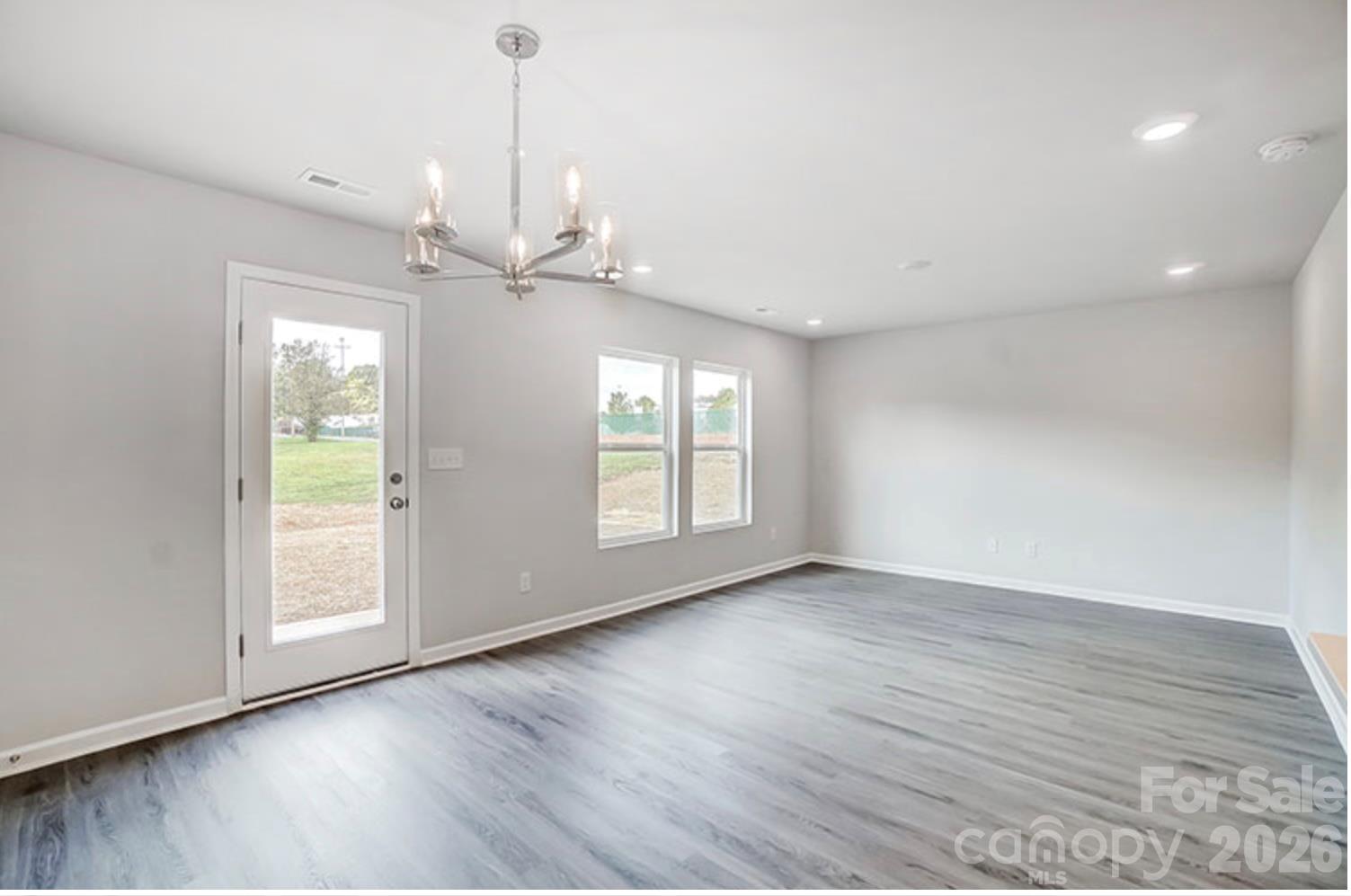 1324 Yadkin Street Property Photo 2