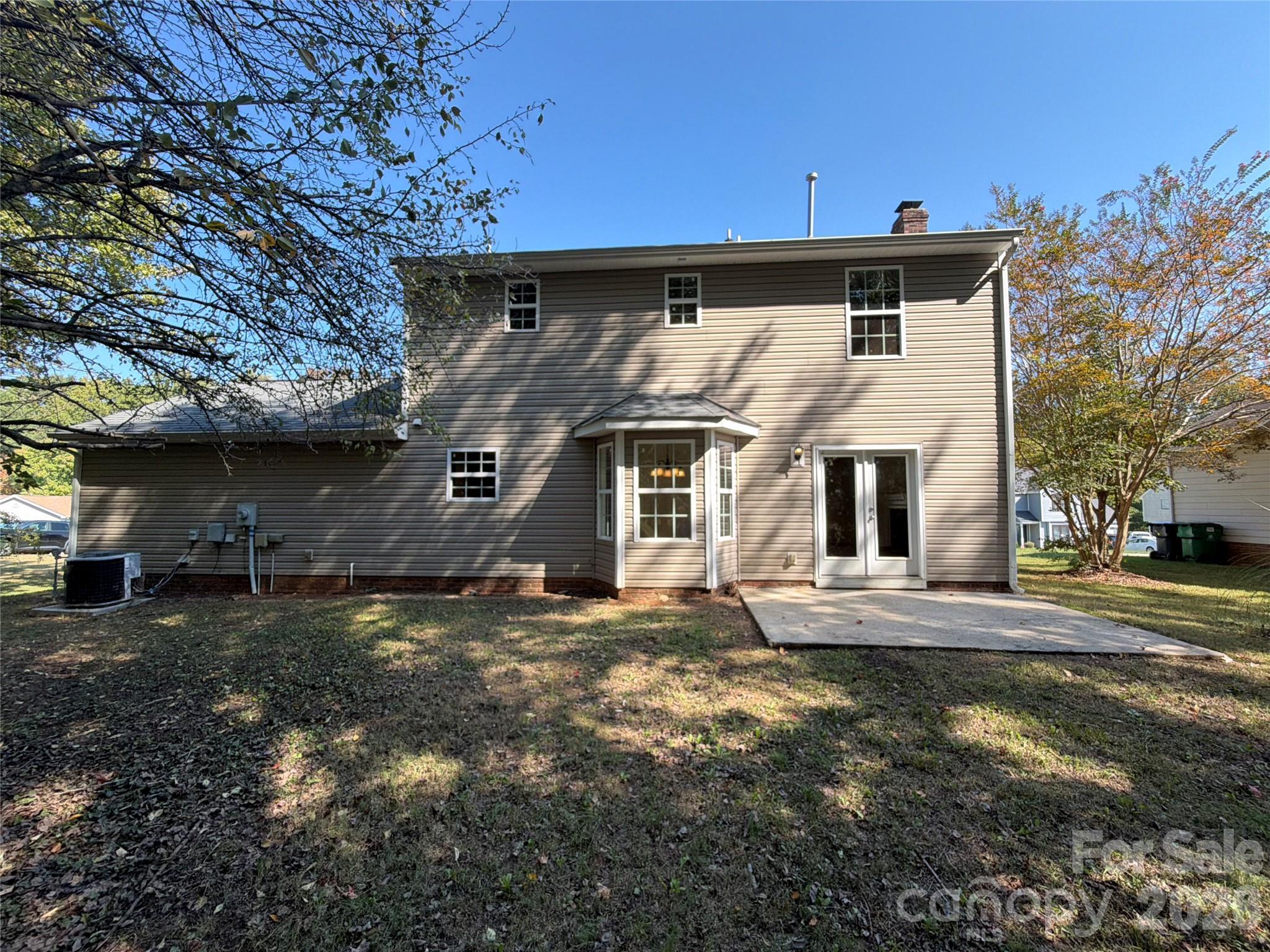 2424 Sloan Drive Property Photo 5