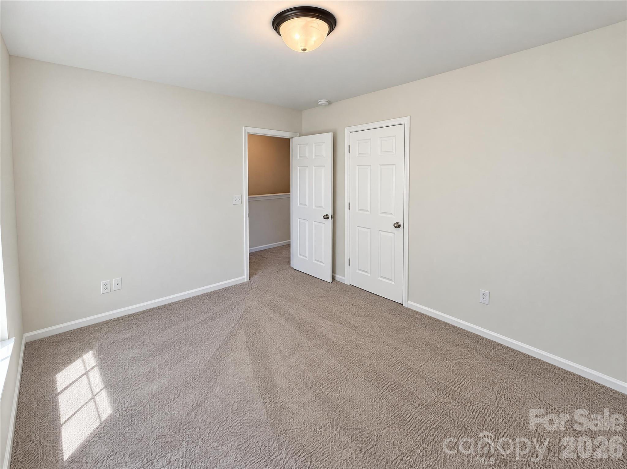 2424 Sloan Drive Property Photo 16