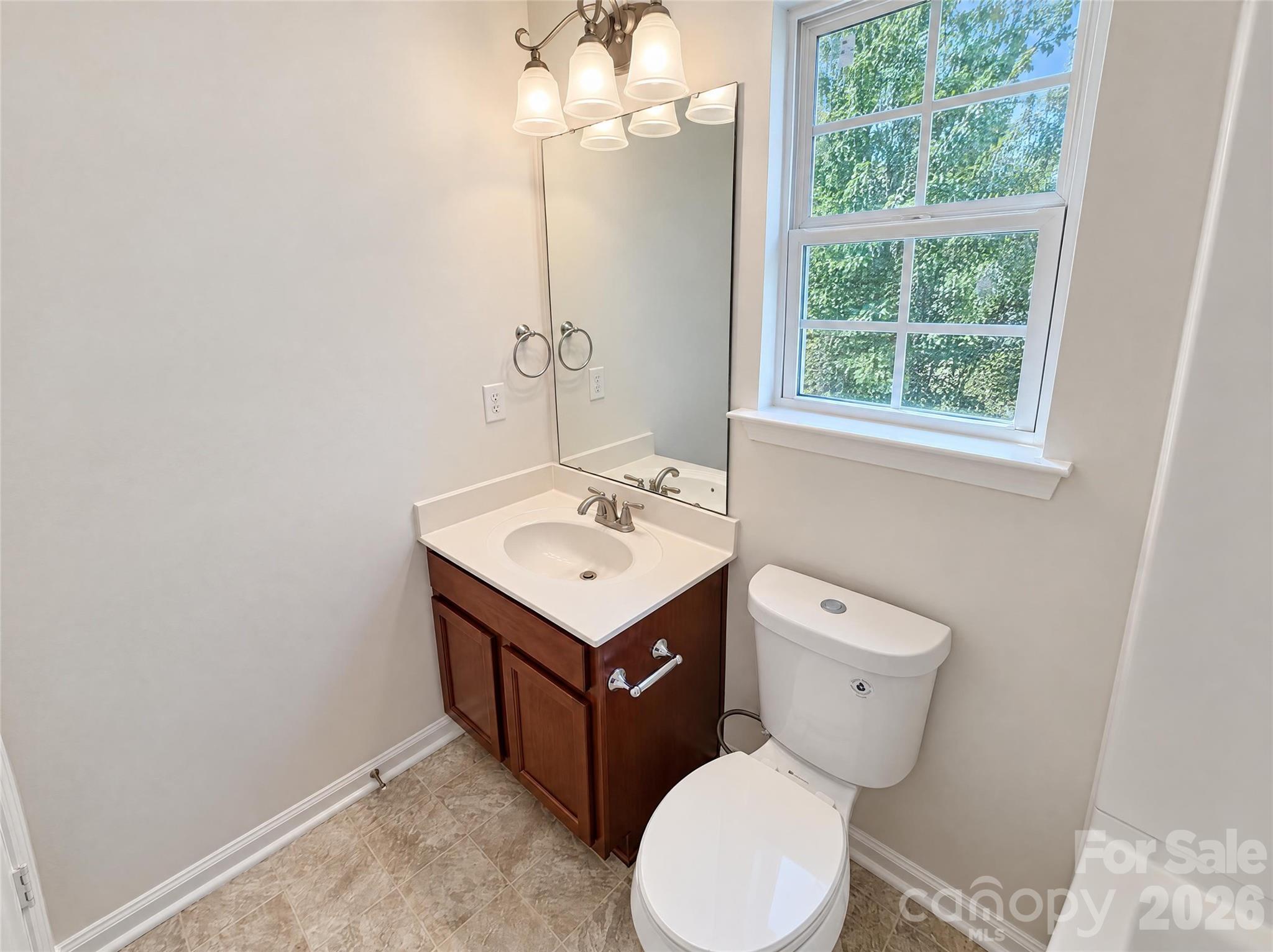 2424 Sloan Drive Property Photo 19