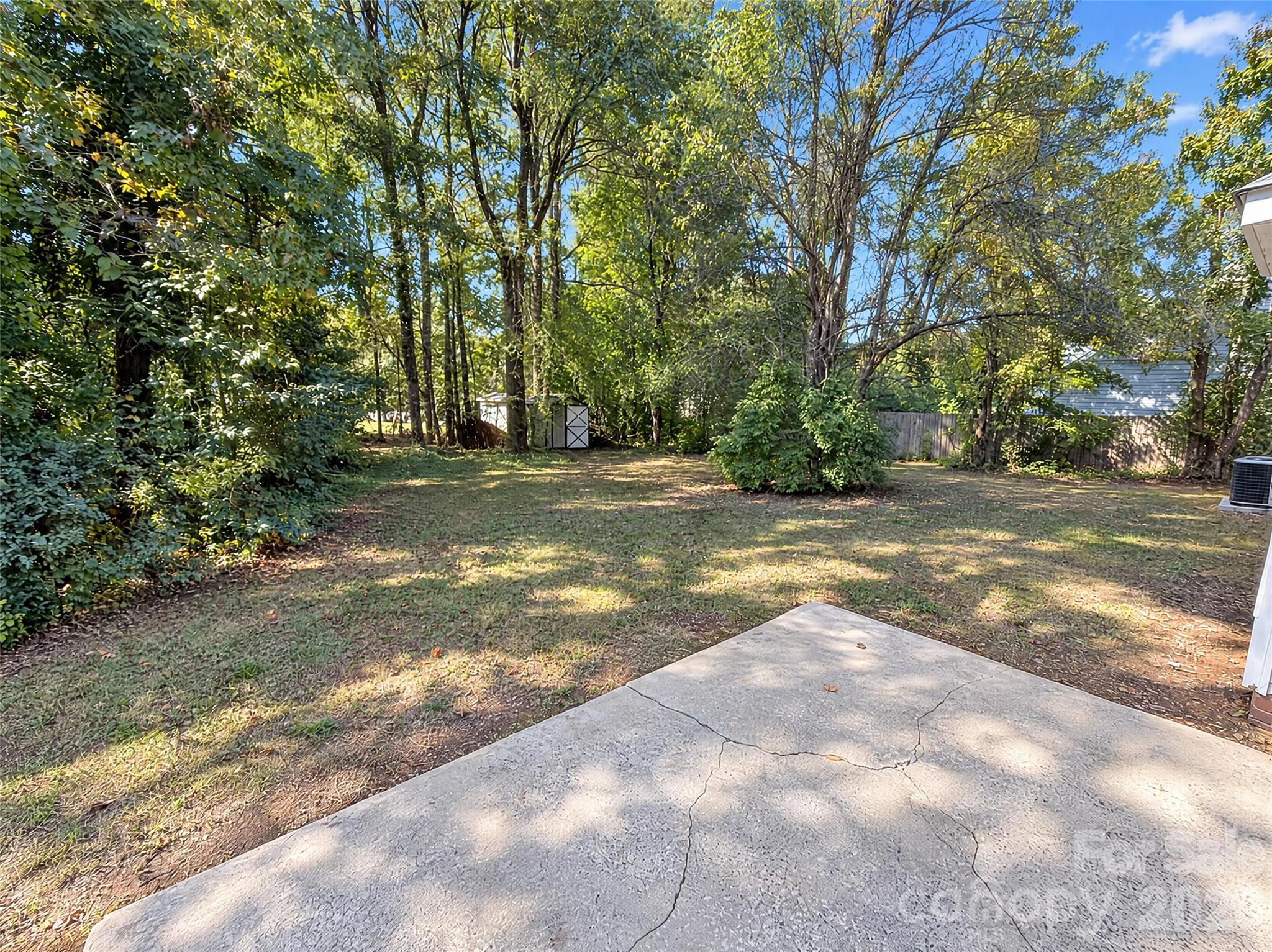 2424 Sloan Drive Property Photo 23