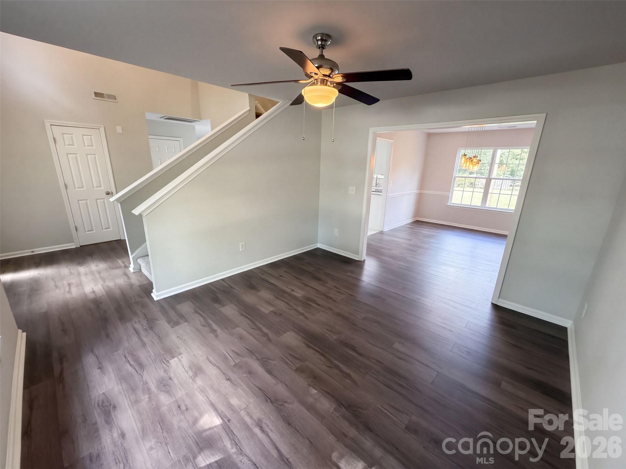815 Southridge Drive Property Photo 14