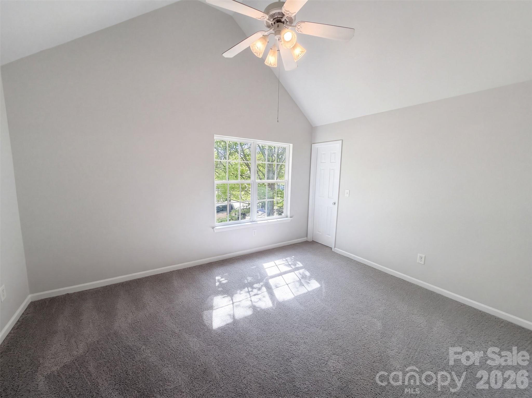 815 Southridge Drive Property Photo 17