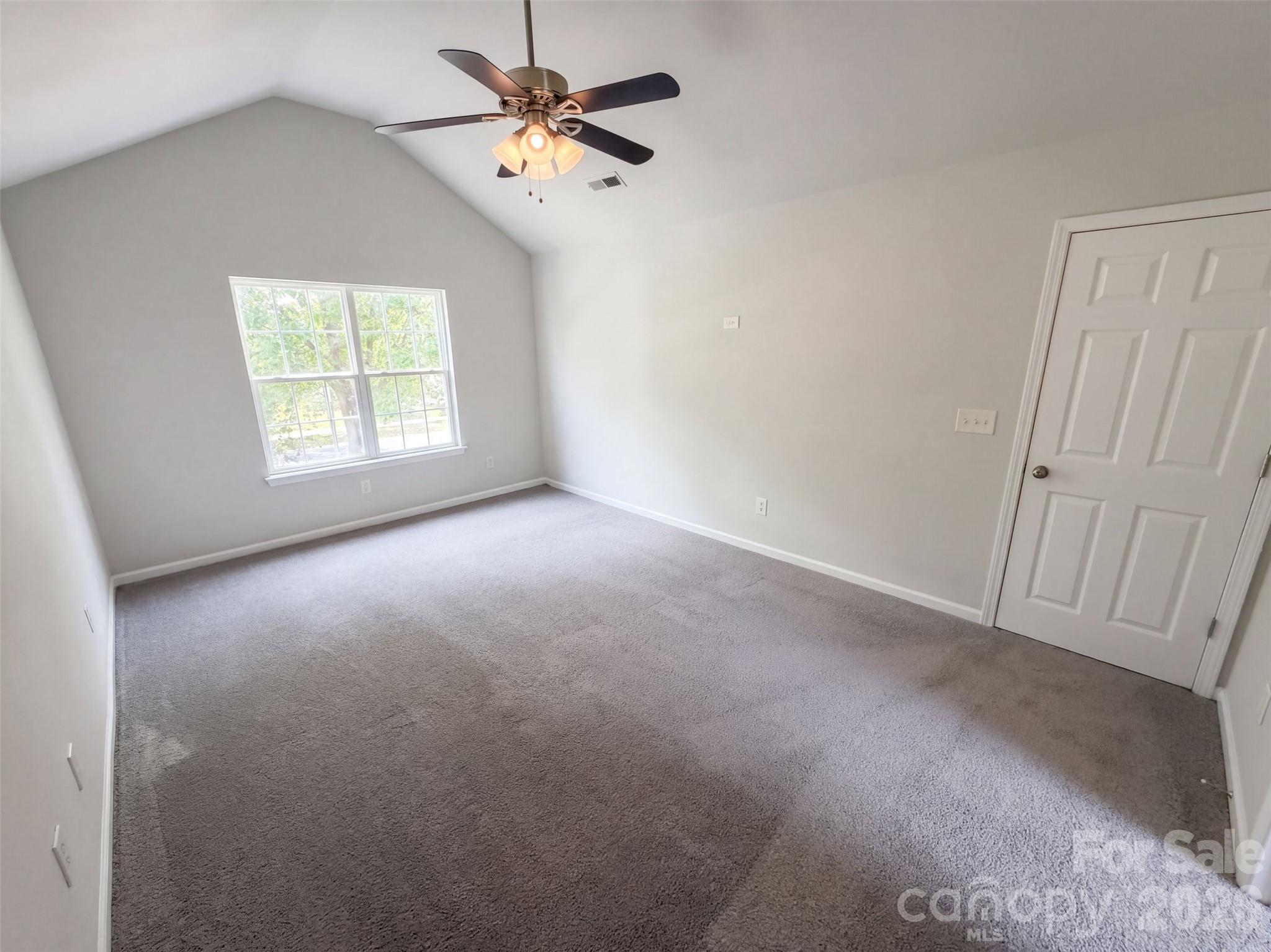 815 Southridge Drive Property Photo 21