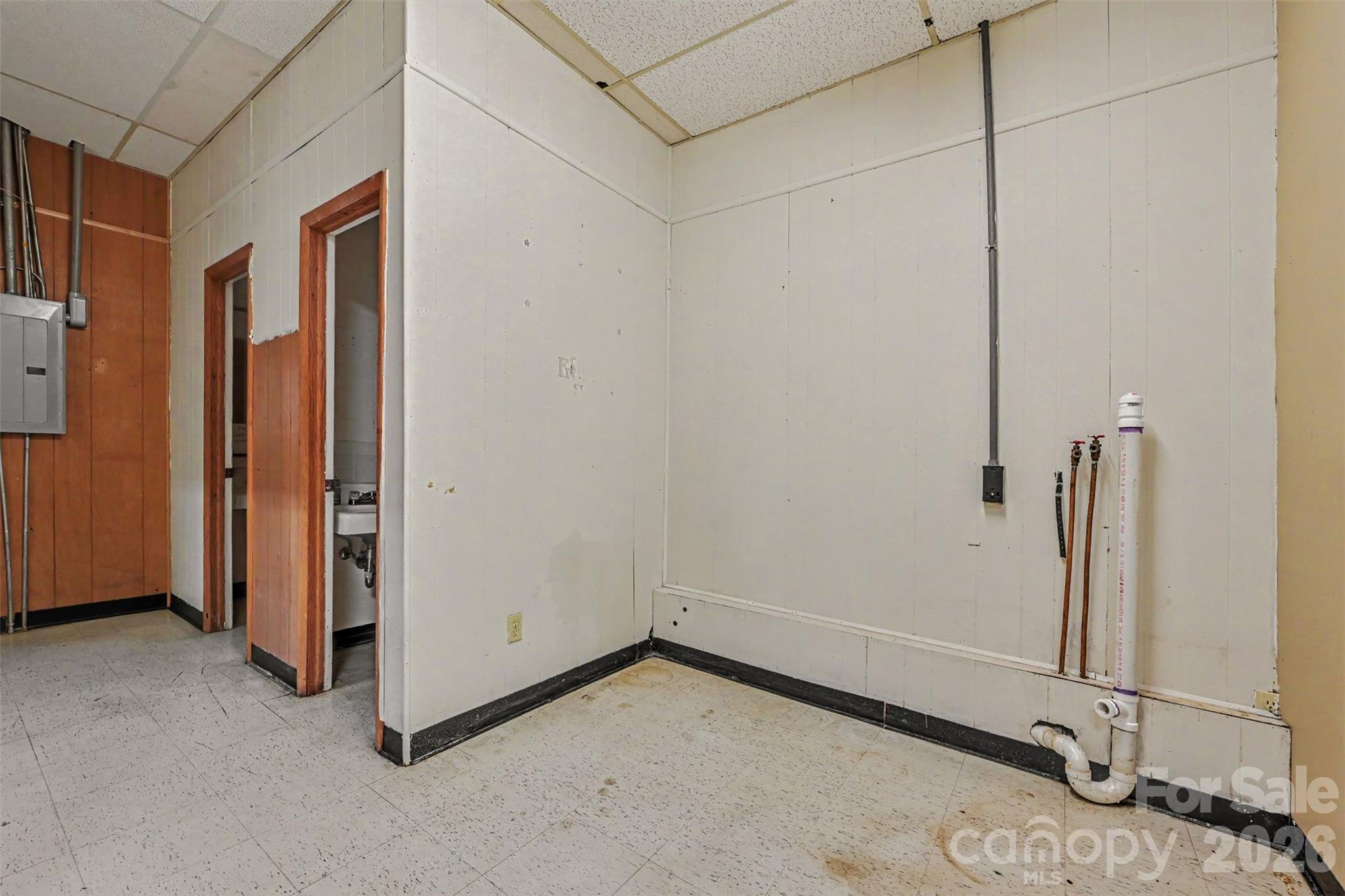 136 W Virginia Avenue Property Photo 19