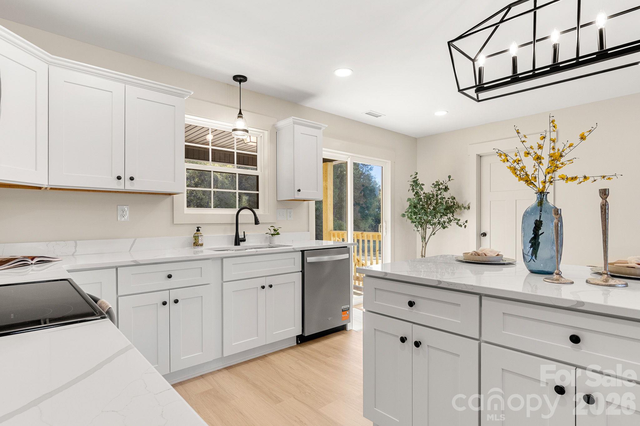 179 Springlake Road Property Photo 10