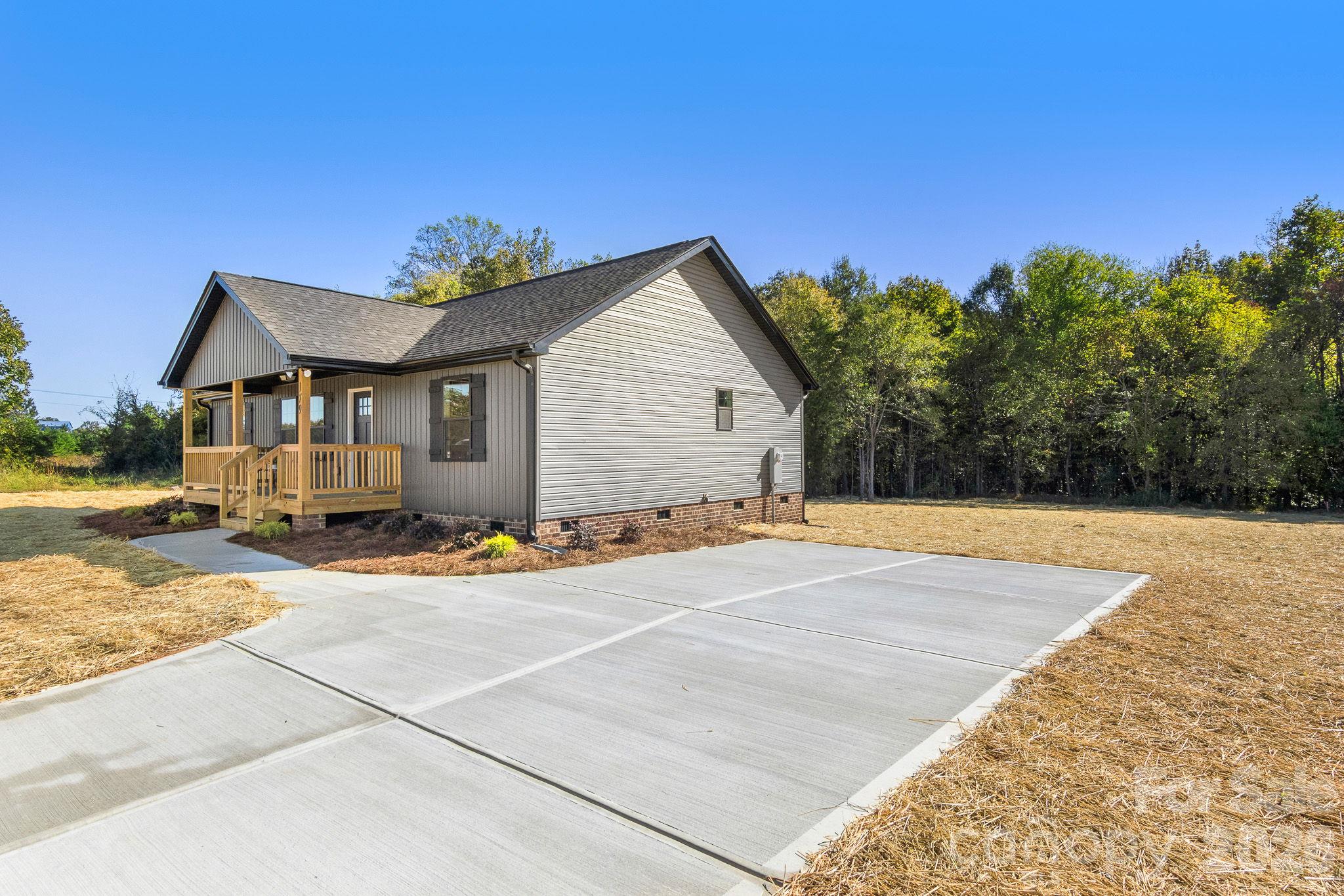 179 Springlake Road Property Photo 30