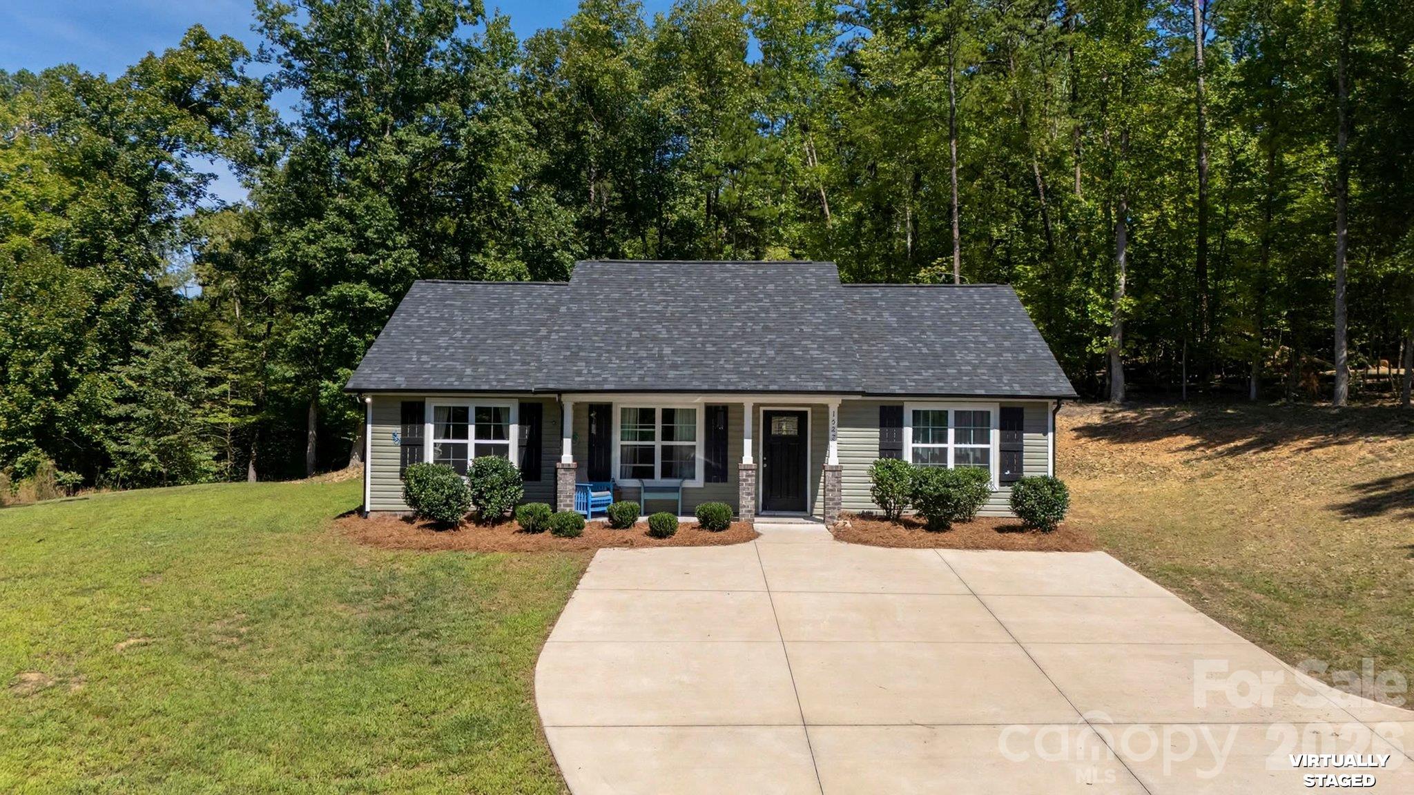 1522 Snuggs Park Road Property Photo 2
