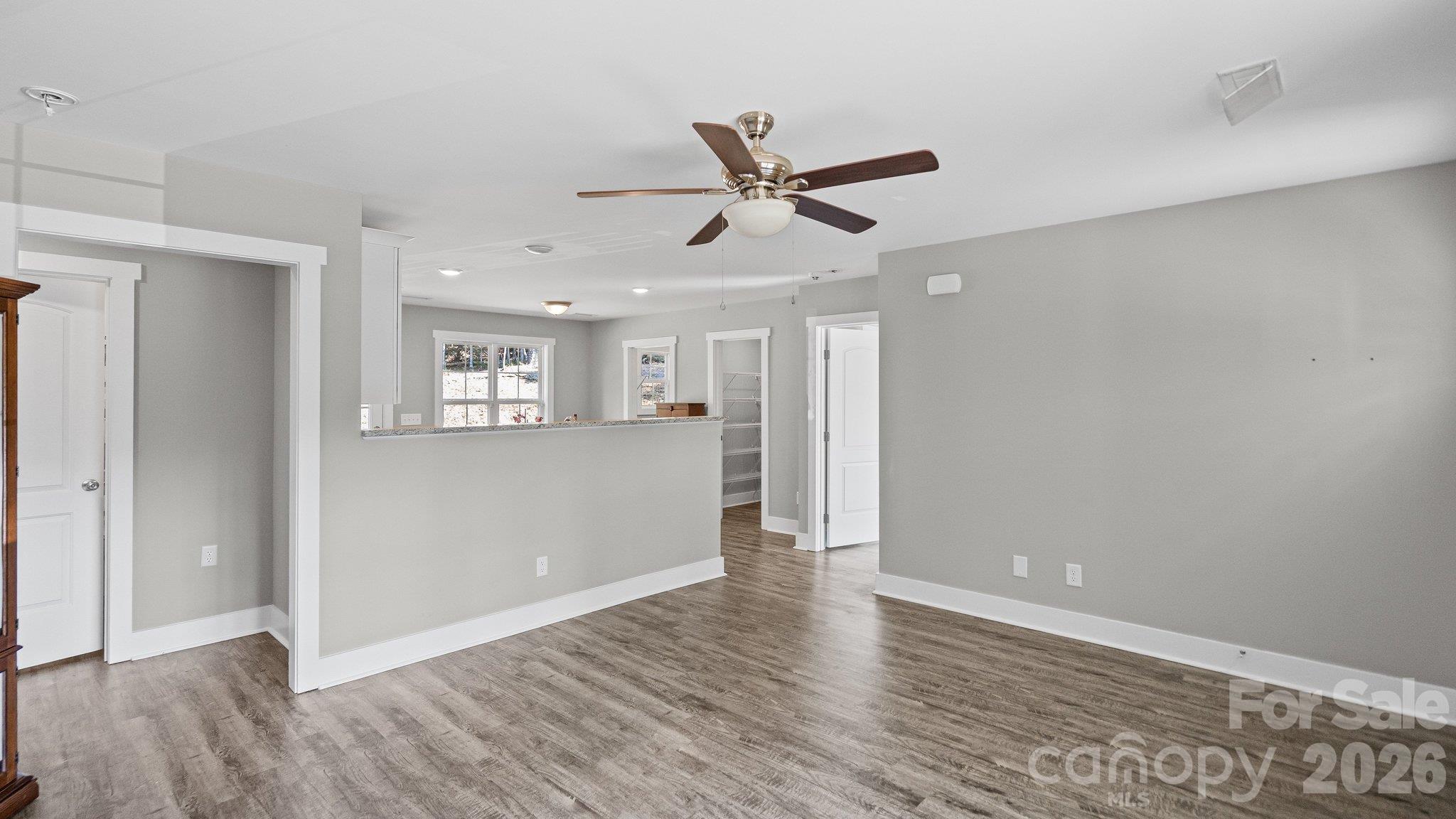 1522 Snuggs Park Road Property Photo 7