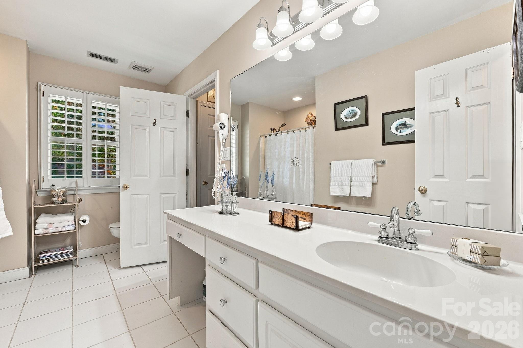 1093 Fairfield Drive Property Photo 20