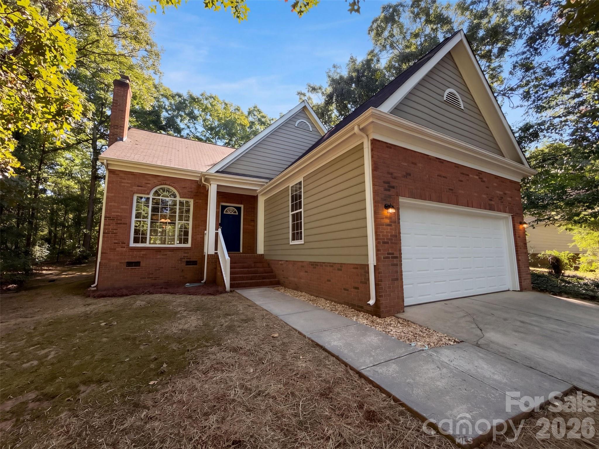 8224 Hunley Ridge Road Property Photo 1