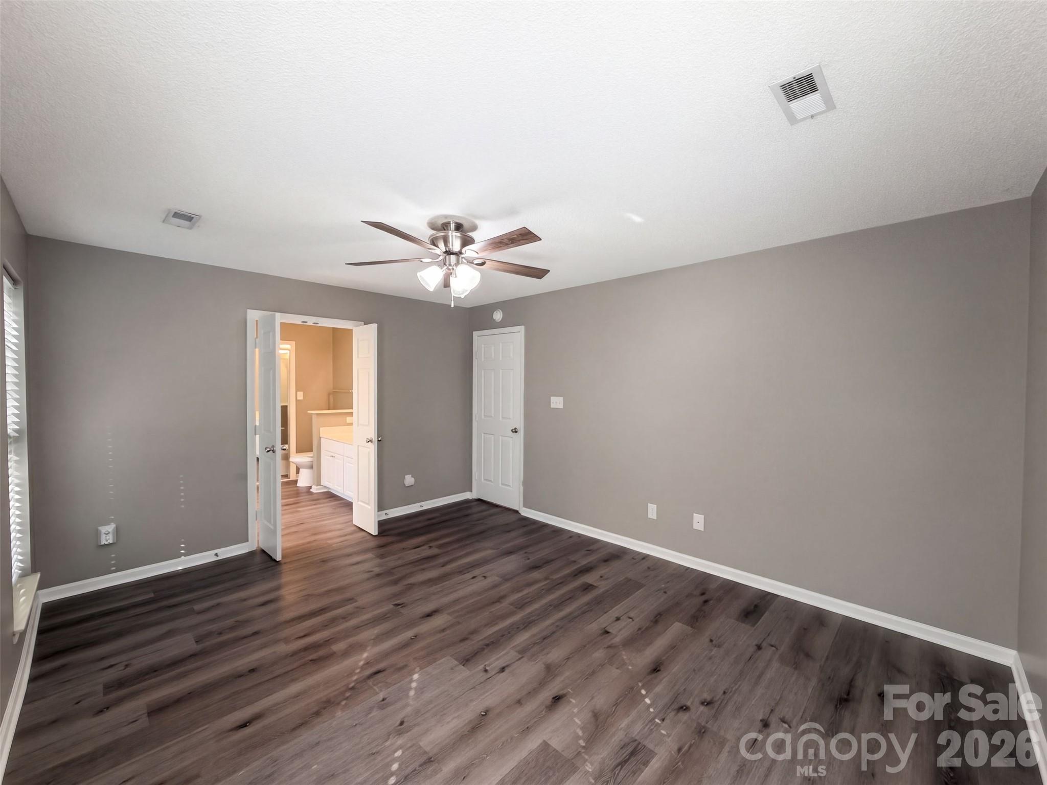 8224 Hunley Ridge Road Property Photo 11