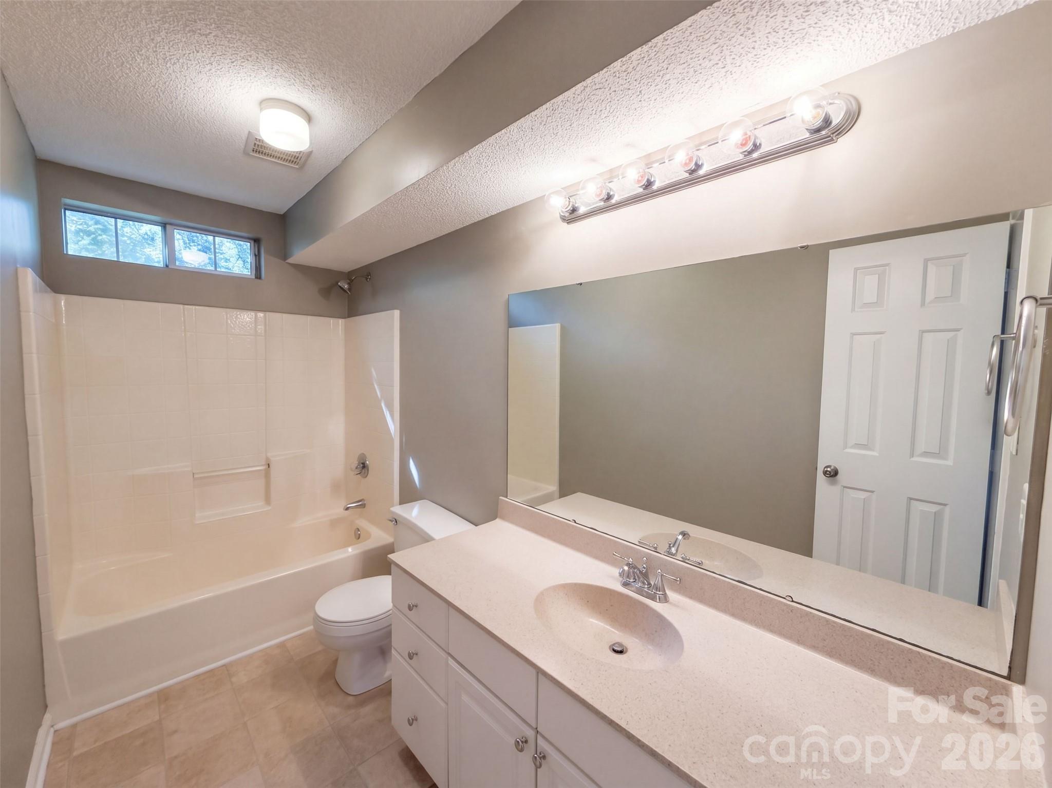 8224 Hunley Ridge Road Property Photo 20