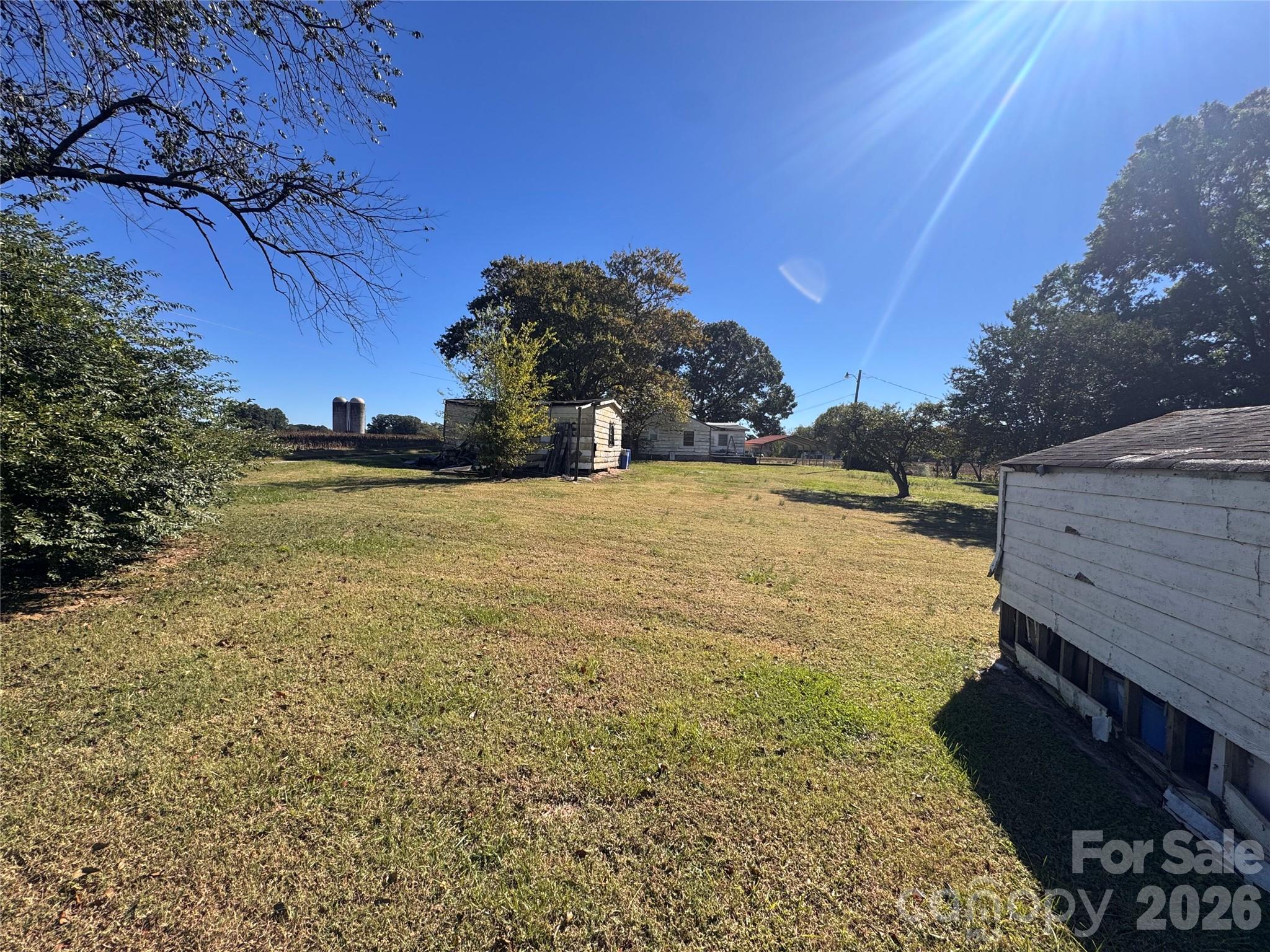 2933 Bert Williams Road Property Photo 4