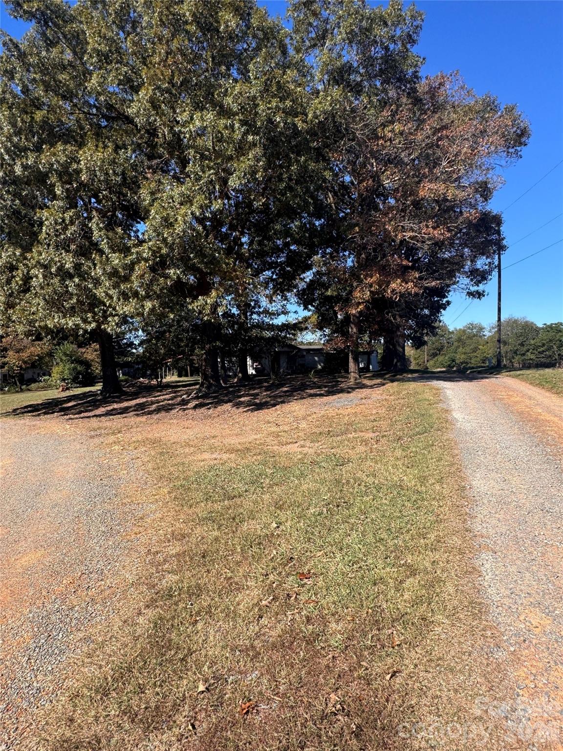 2933 Bert Williams Road Property Photo 7