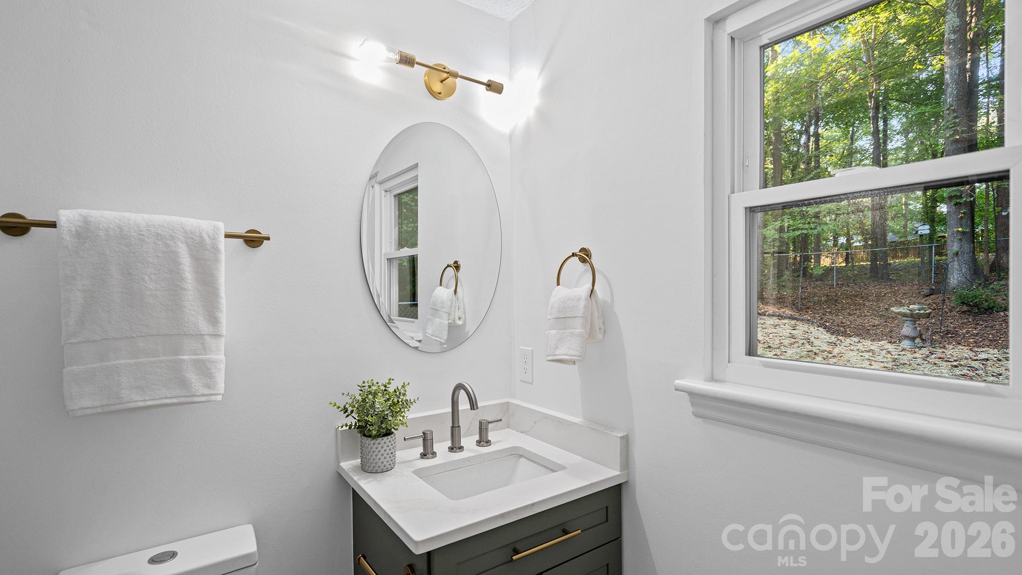 8001 Saddlehorse Lane Property Photo 19