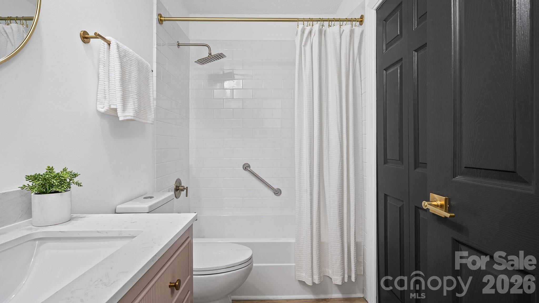 8001 Saddlehorse Lane Property Photo 22