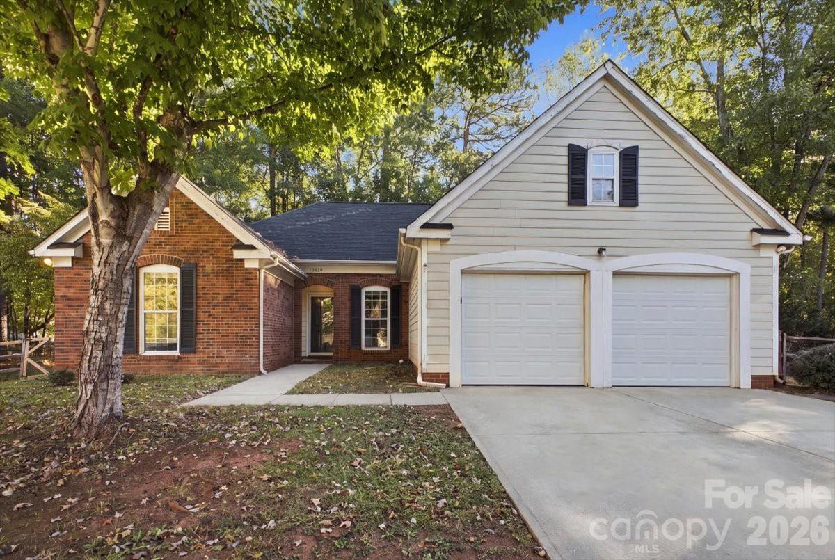 11219 Turmeric Court Property Photo 1