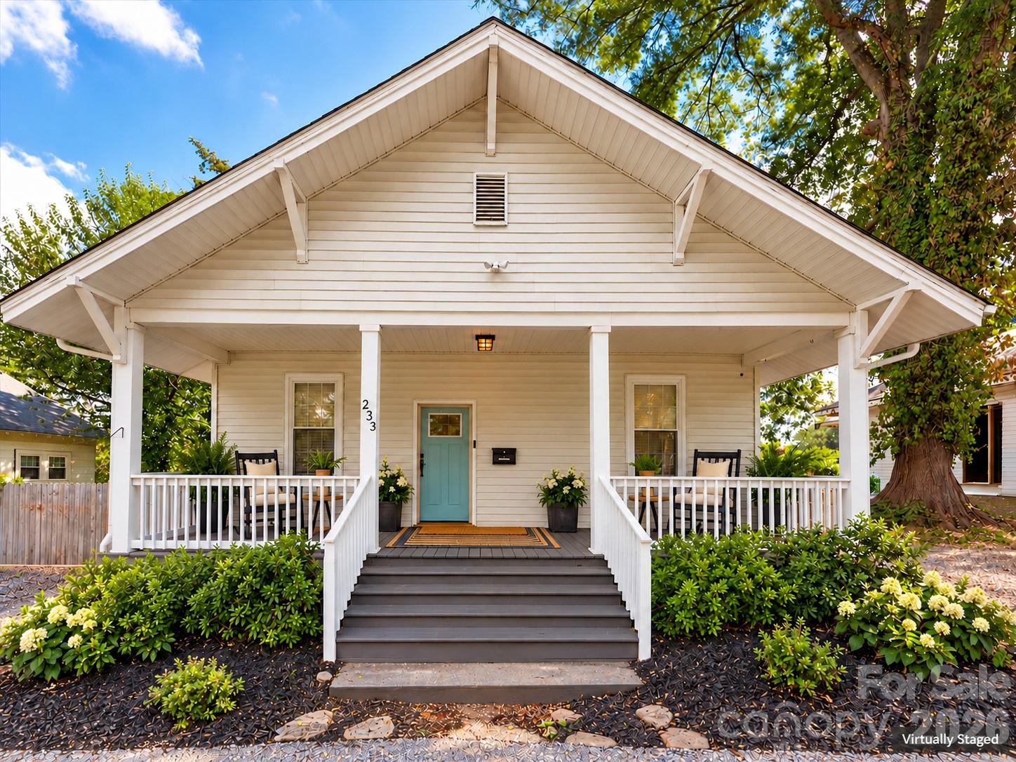 233 Florence Street Property Photo 1