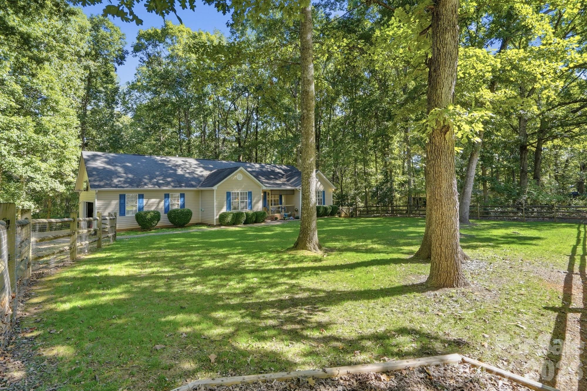 8610 Lochinvar Drive Property Photo 3