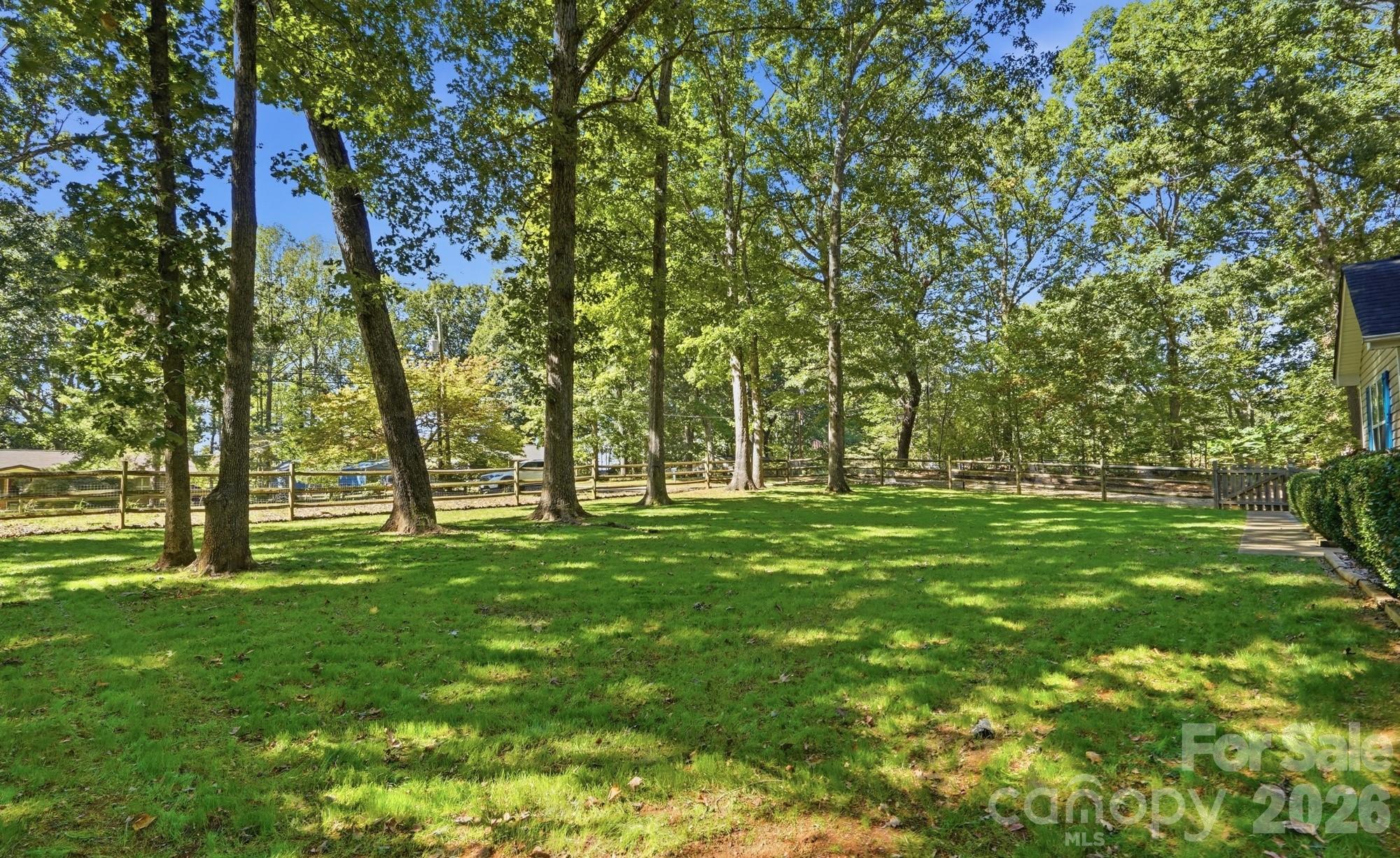8610 Lochinvar Drive Property Photo 4