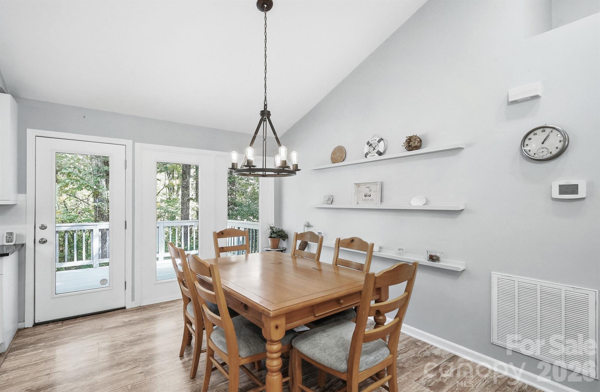 8610 Lochinvar Drive Property Photo 12
