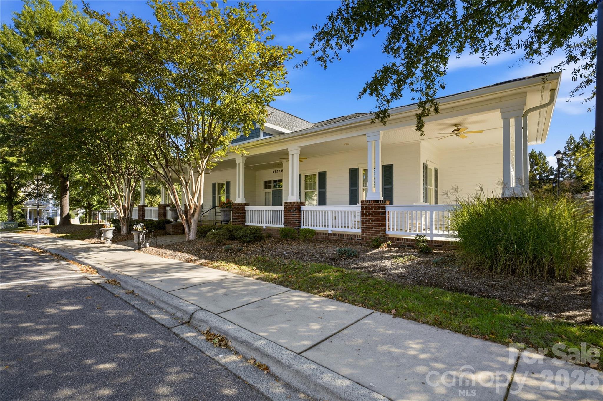 16918 Summers Walk Boulevard Property Photo 34