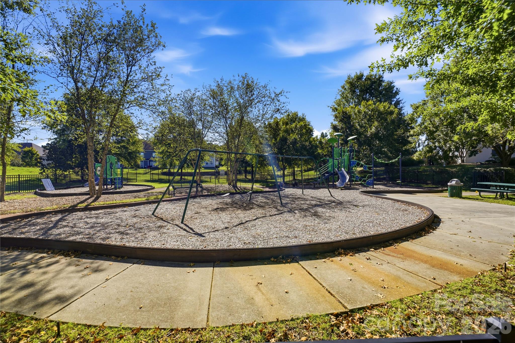 16918 Summers Walk Boulevard Property Photo 36