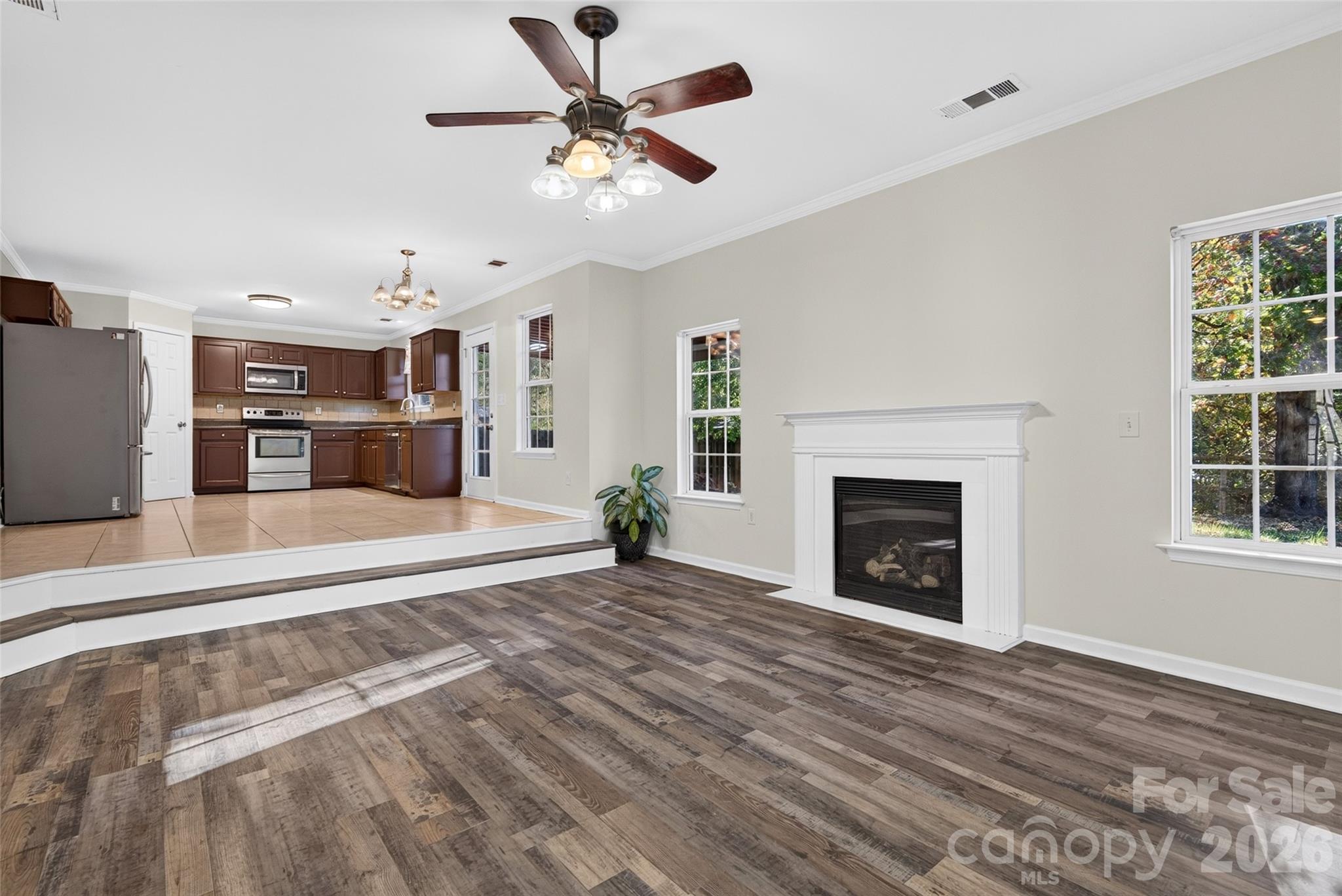 144 Elba Drive Property Photo 7