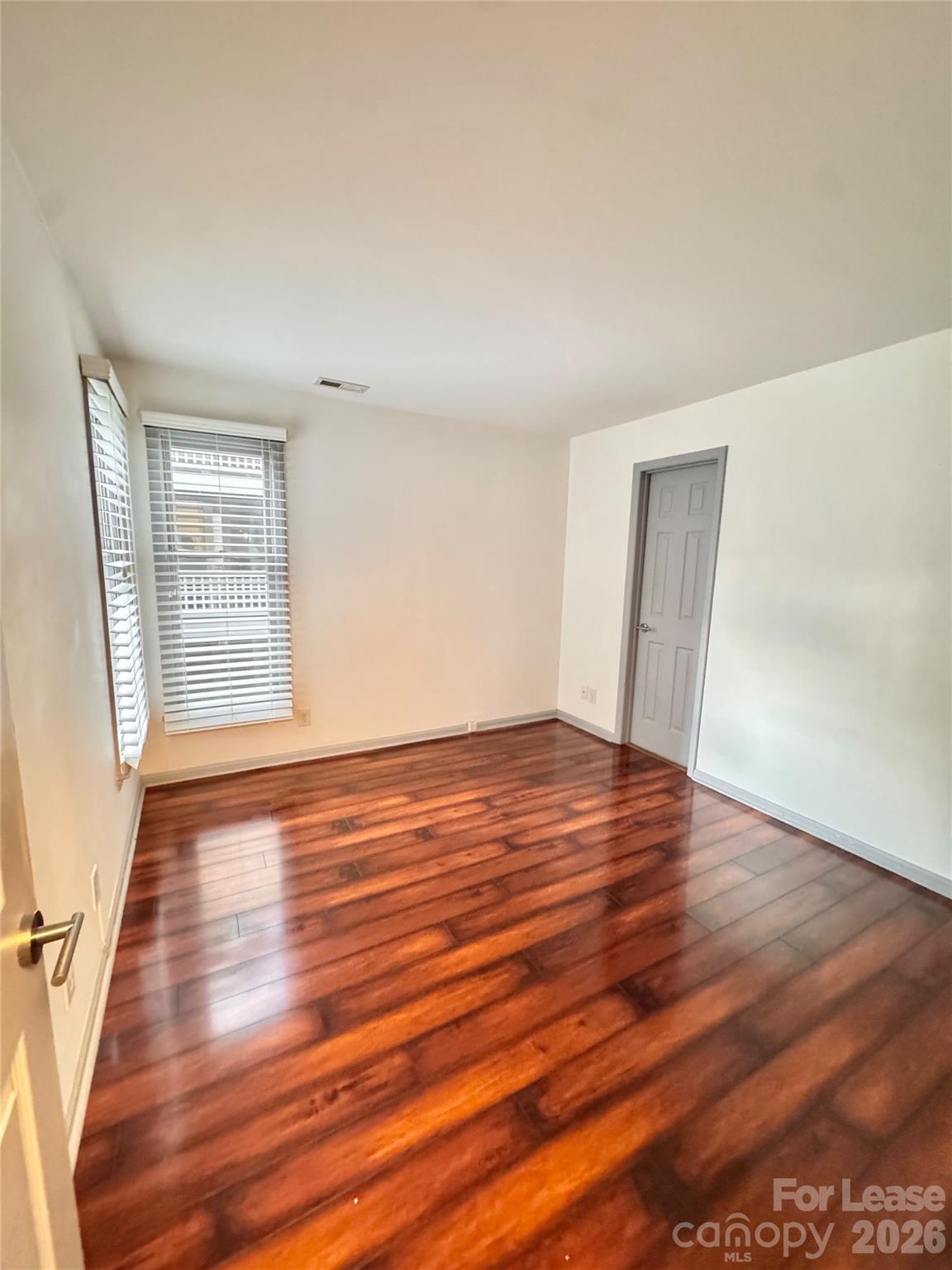 308 Queens Road 26 Property Photo 6