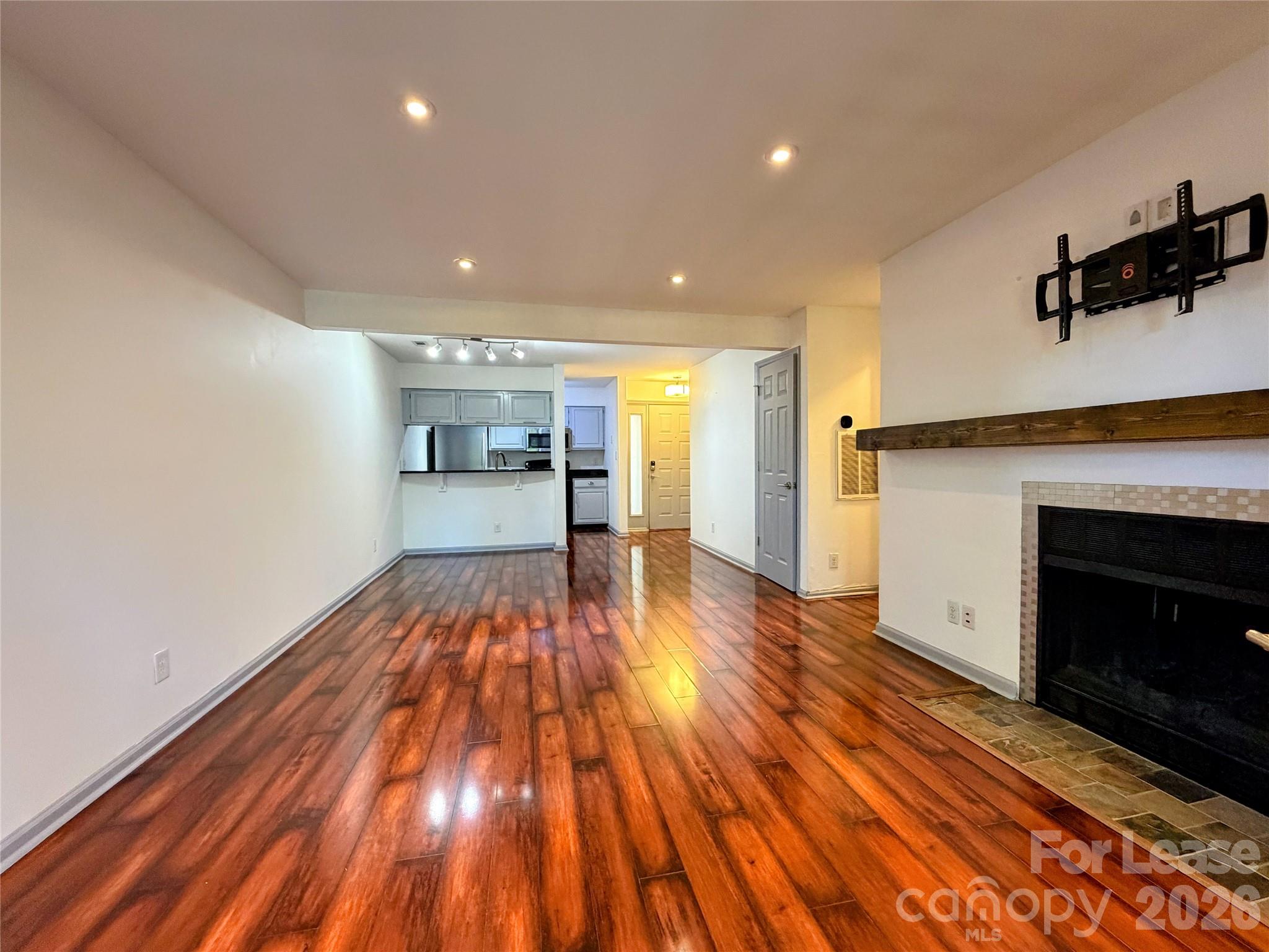 308 Queens Road 26 Property Photo 13