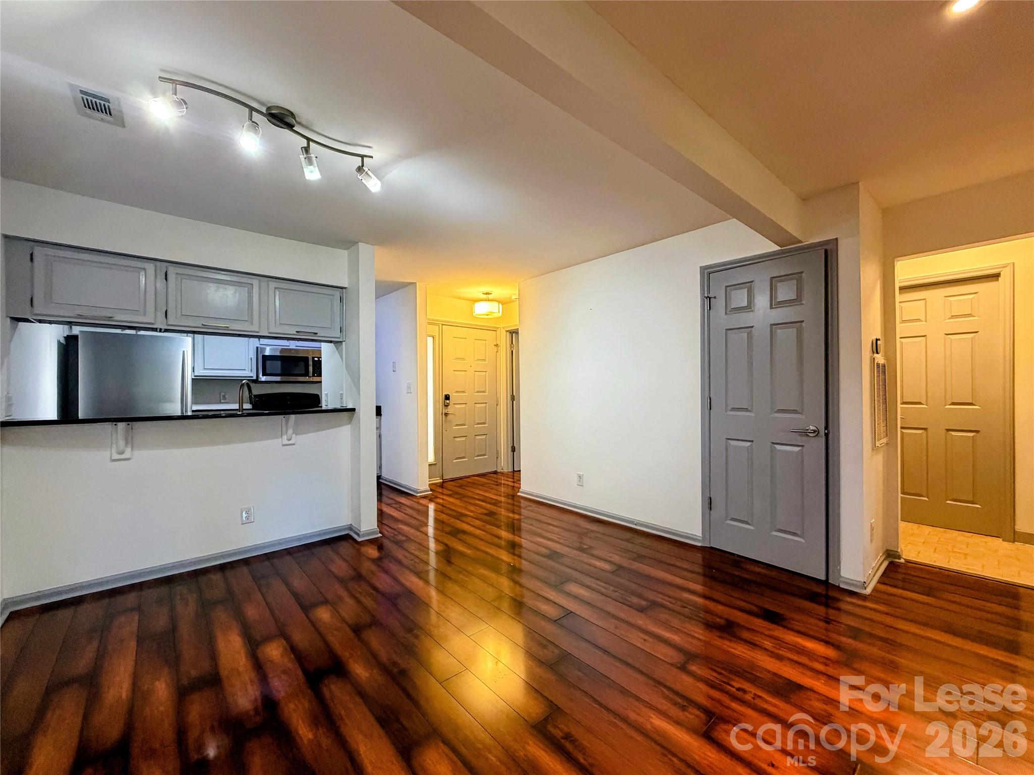 308 Queens Road 26 Property Photo 18